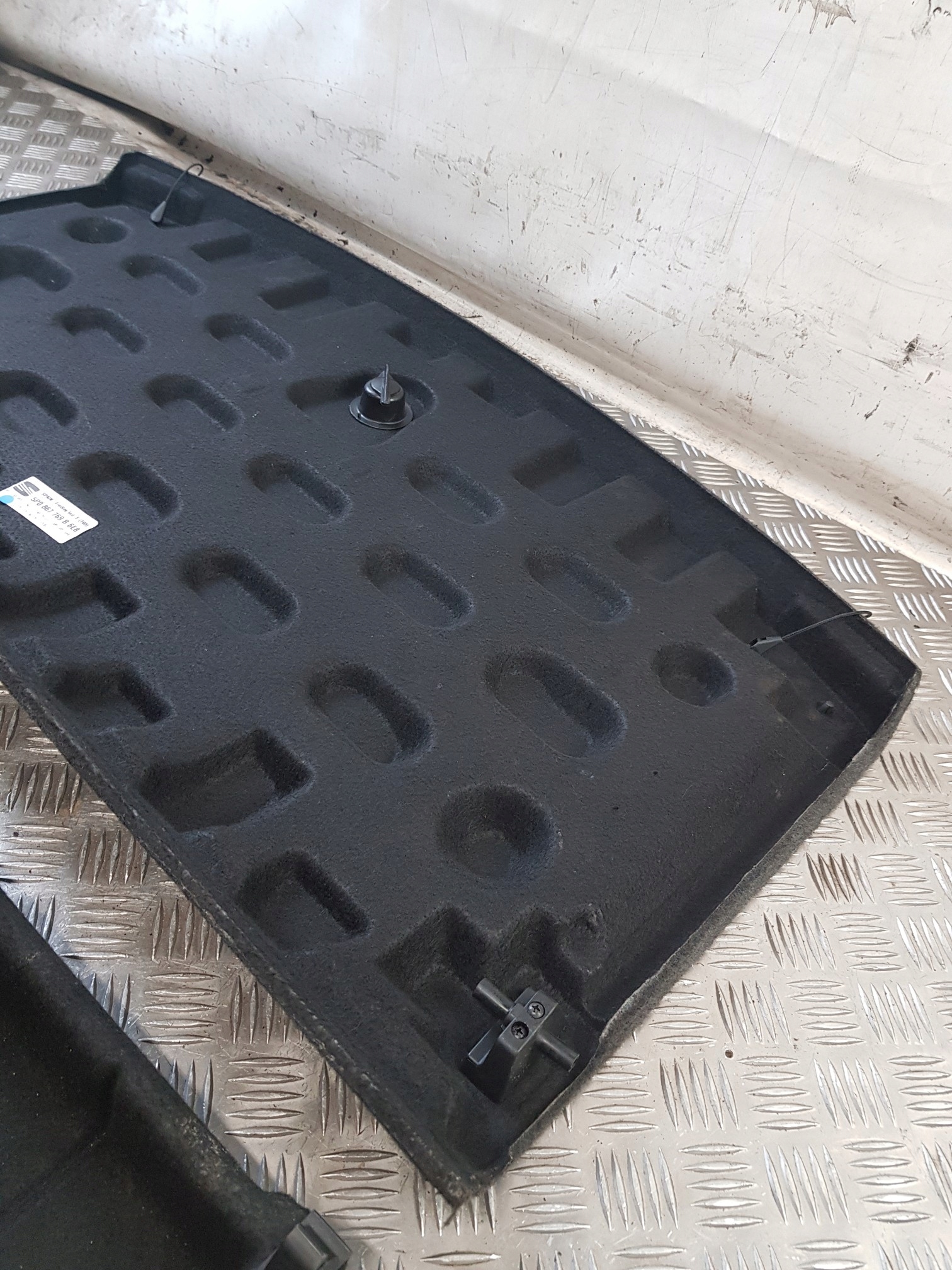 plato boot 5P0867769B + plato passenger compartment 5P0867134C SEAT ALTEA 05R