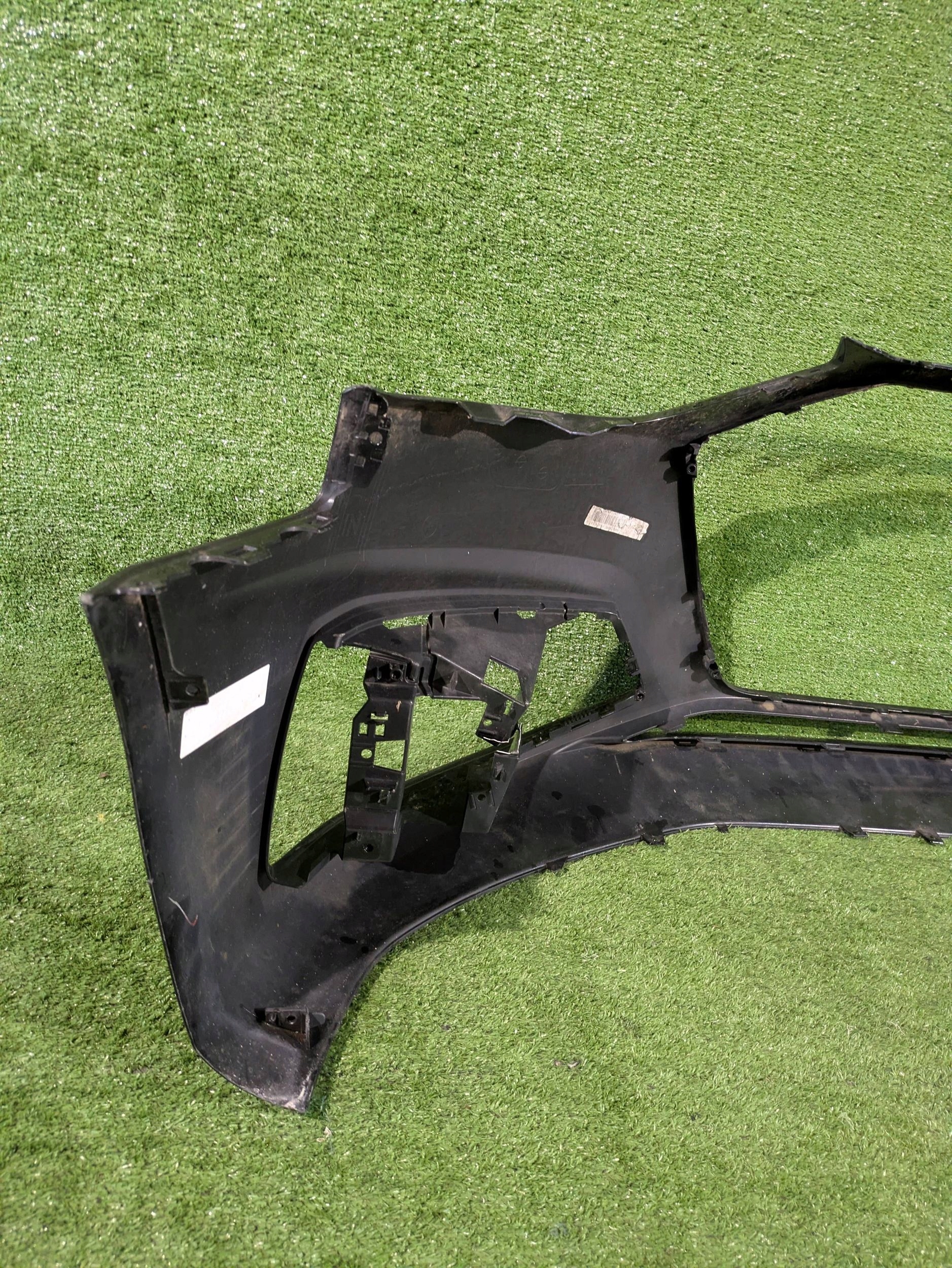 nárazník přední předek AUDI A4 B9 LIFT 19- NR.8645