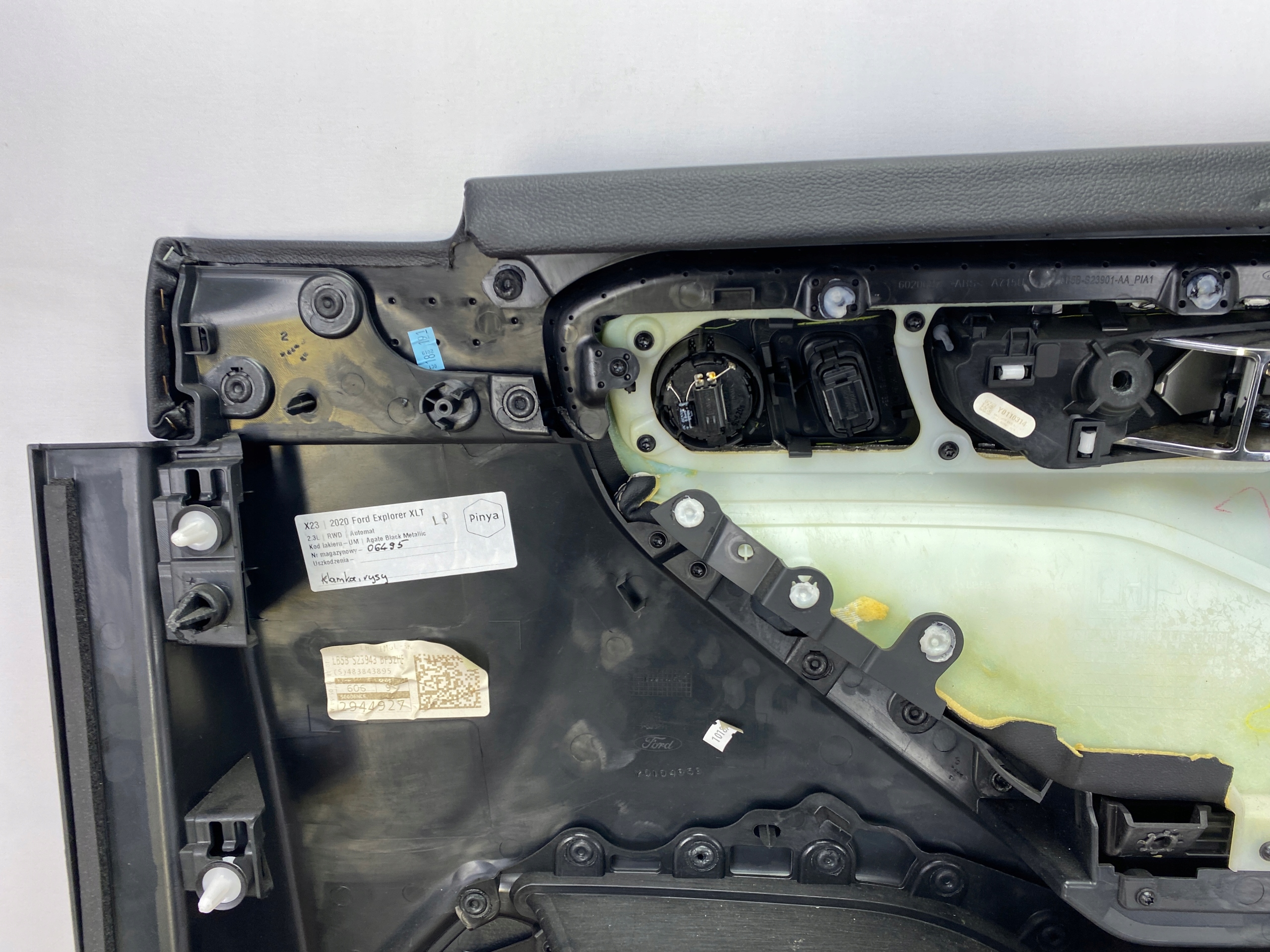 side door left front Ford Explorer VI 2020+ USA