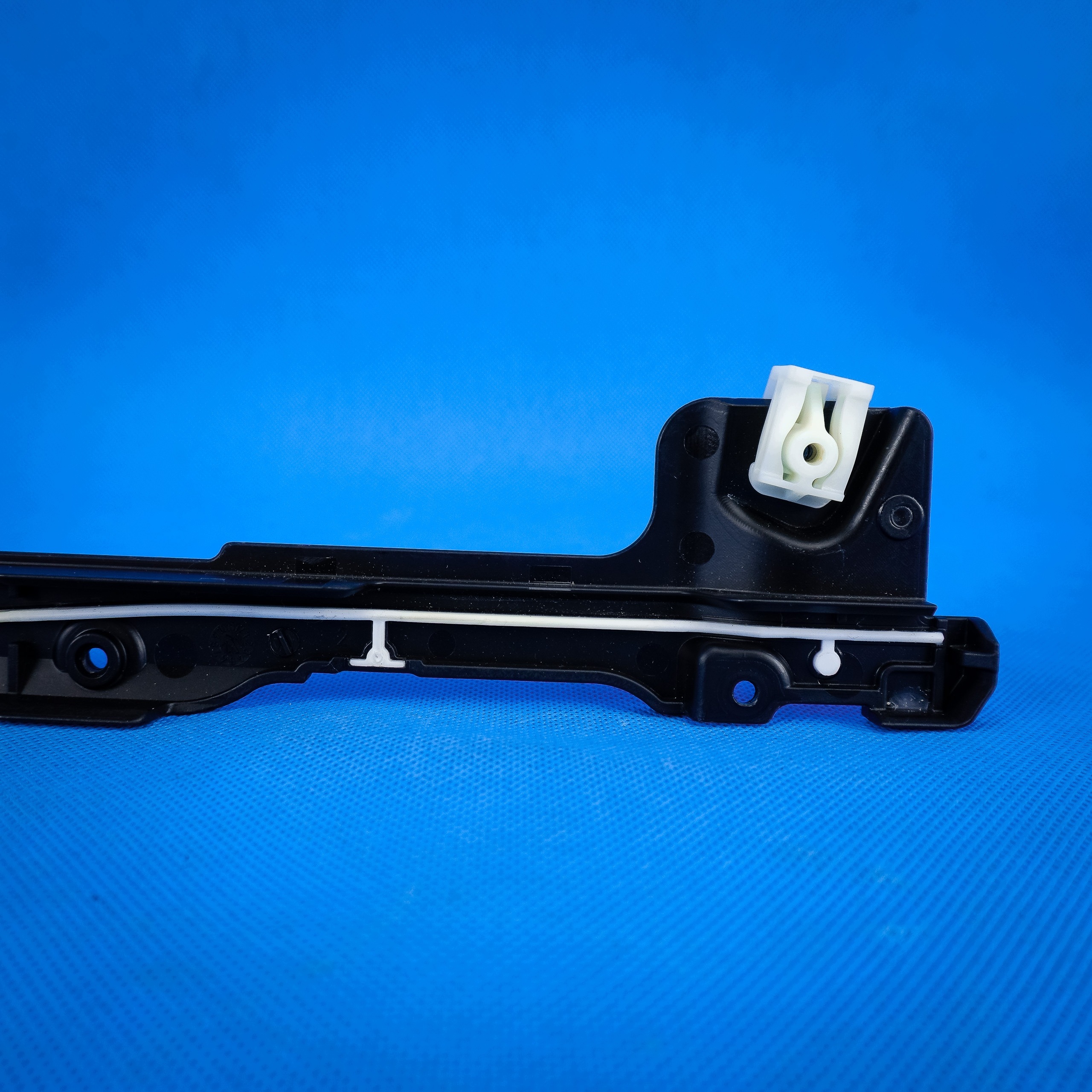 torpedo right upper cap BMW 5 G30 61139334790 9334790 59km