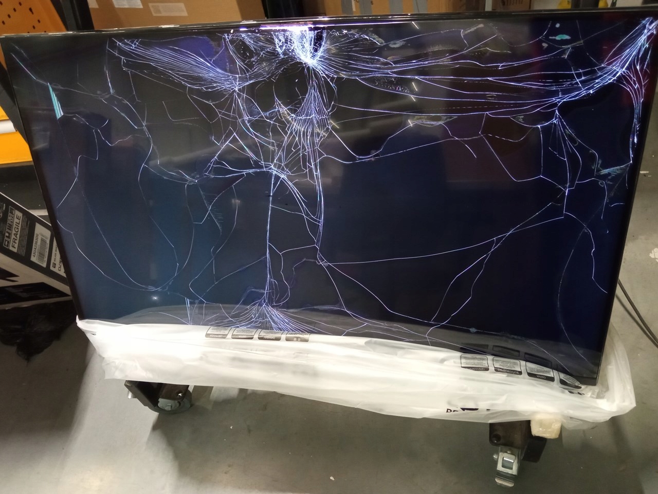 TOSHIBA 43UA2363DG UHD Android TV - uszkodzenie Marka Toshiba