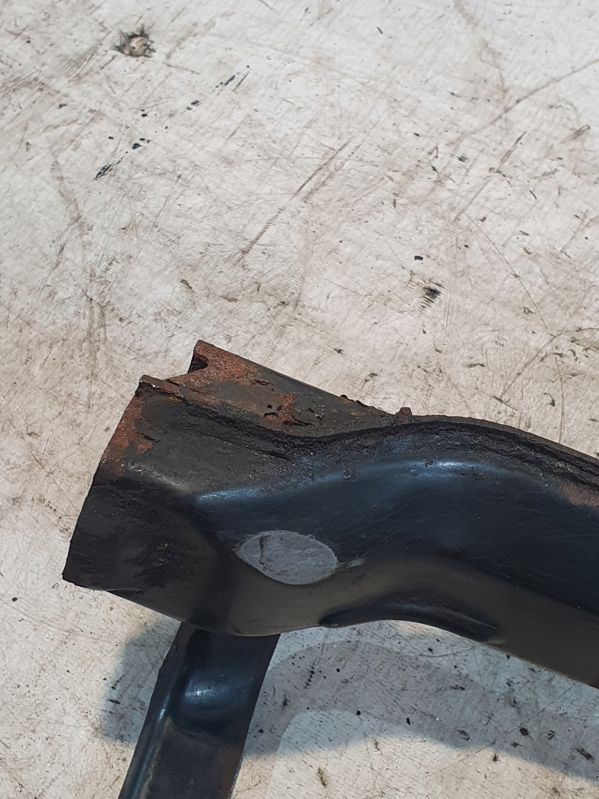 console holder front DODGE JOURNEY 2.0CRD 09r.