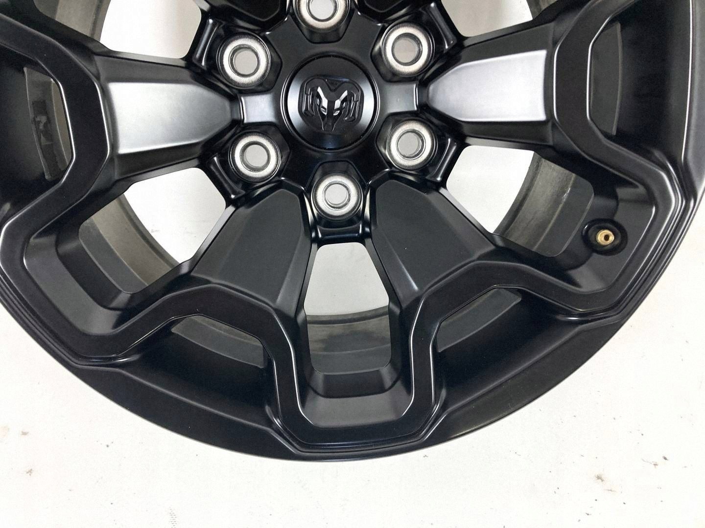Ram 1500 TRX disk hliníkový disk 18" 2021-24