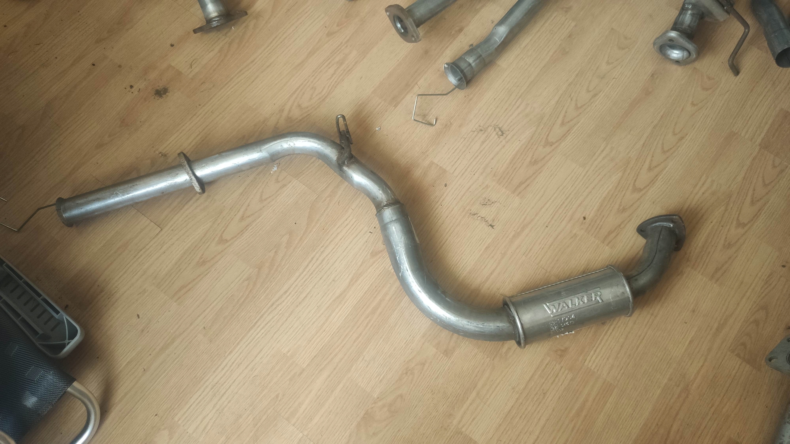 TLUMIK RURA WYDECHU LANCIA DELTA 1 6 GT 87 92