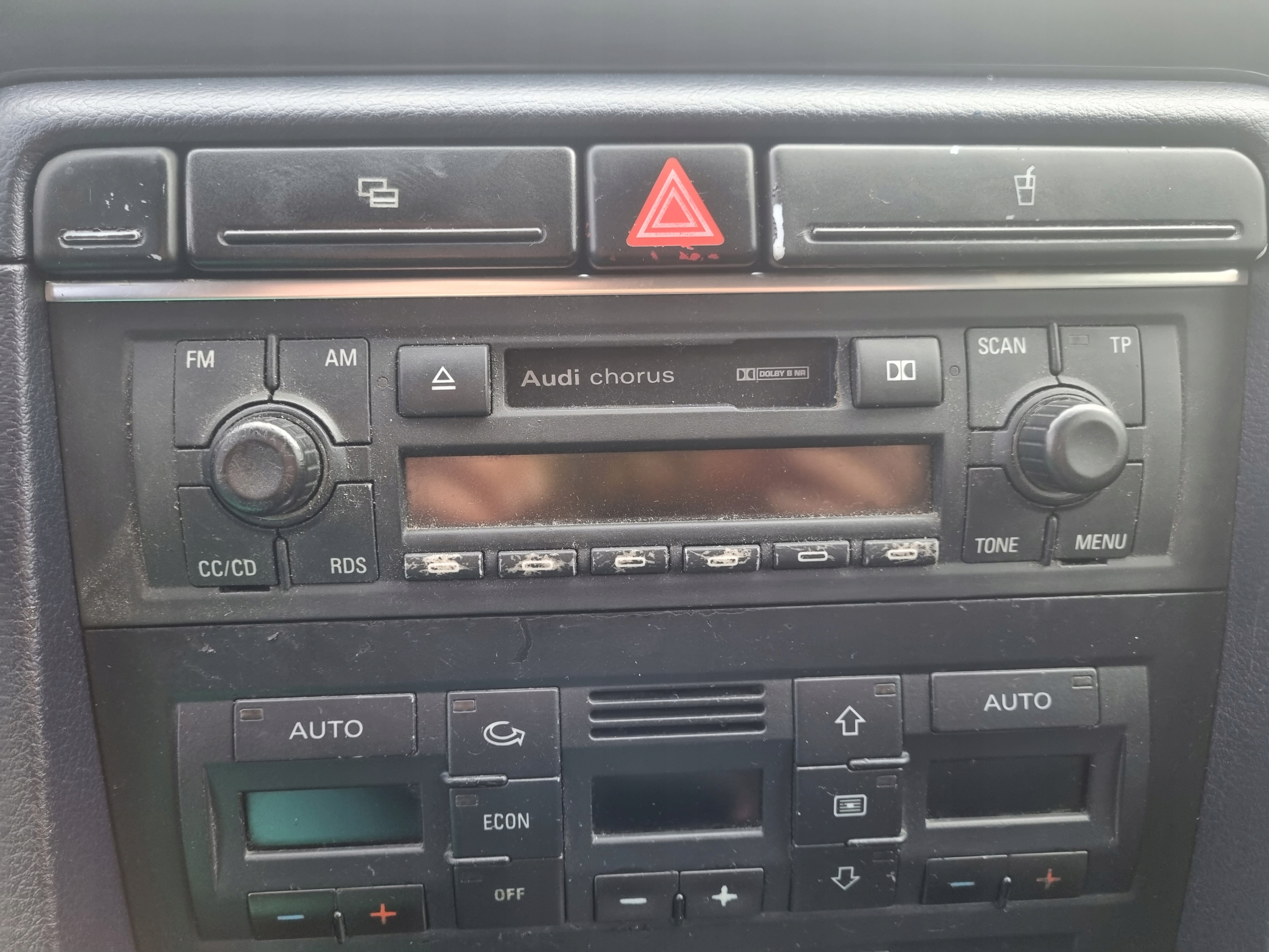 Audi a4 8e b6 avant 00-06 2004 5d универсал радио