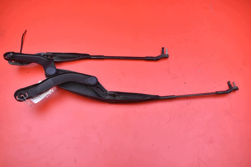 wiper arm front EU A2118200444 MERCEDES CLS C219 04-10