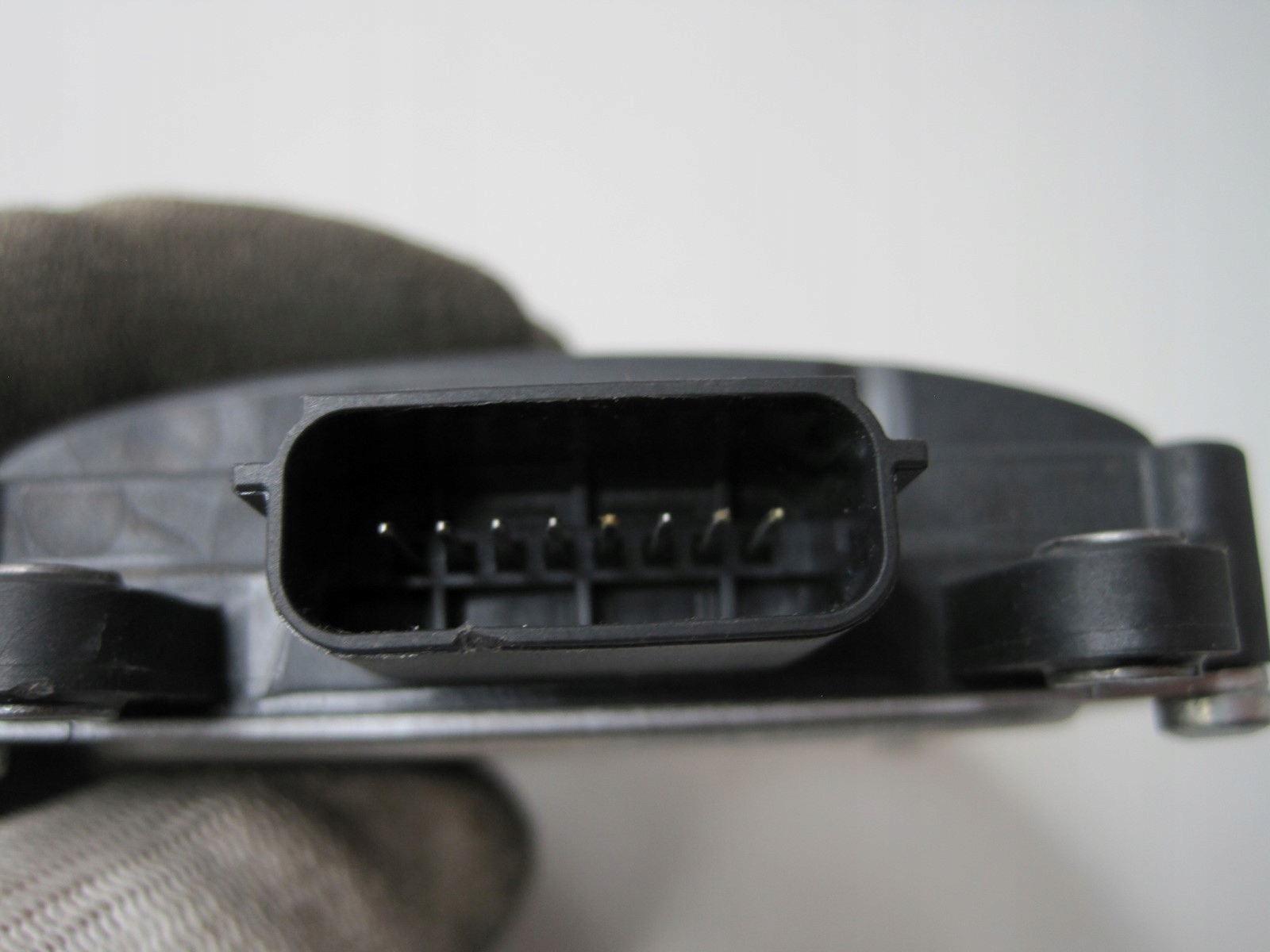 Moduł radar sensor Ford Mondeo Mk5 JS7T-14D599-AB Kod producenta JS7T-14D599-AB