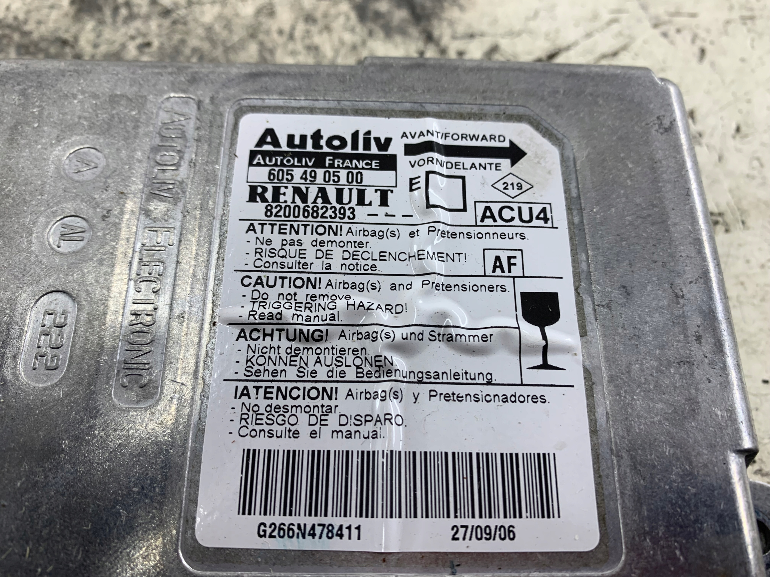 RENAULT MEGANE II SENSOR Module Airbag 8200682393