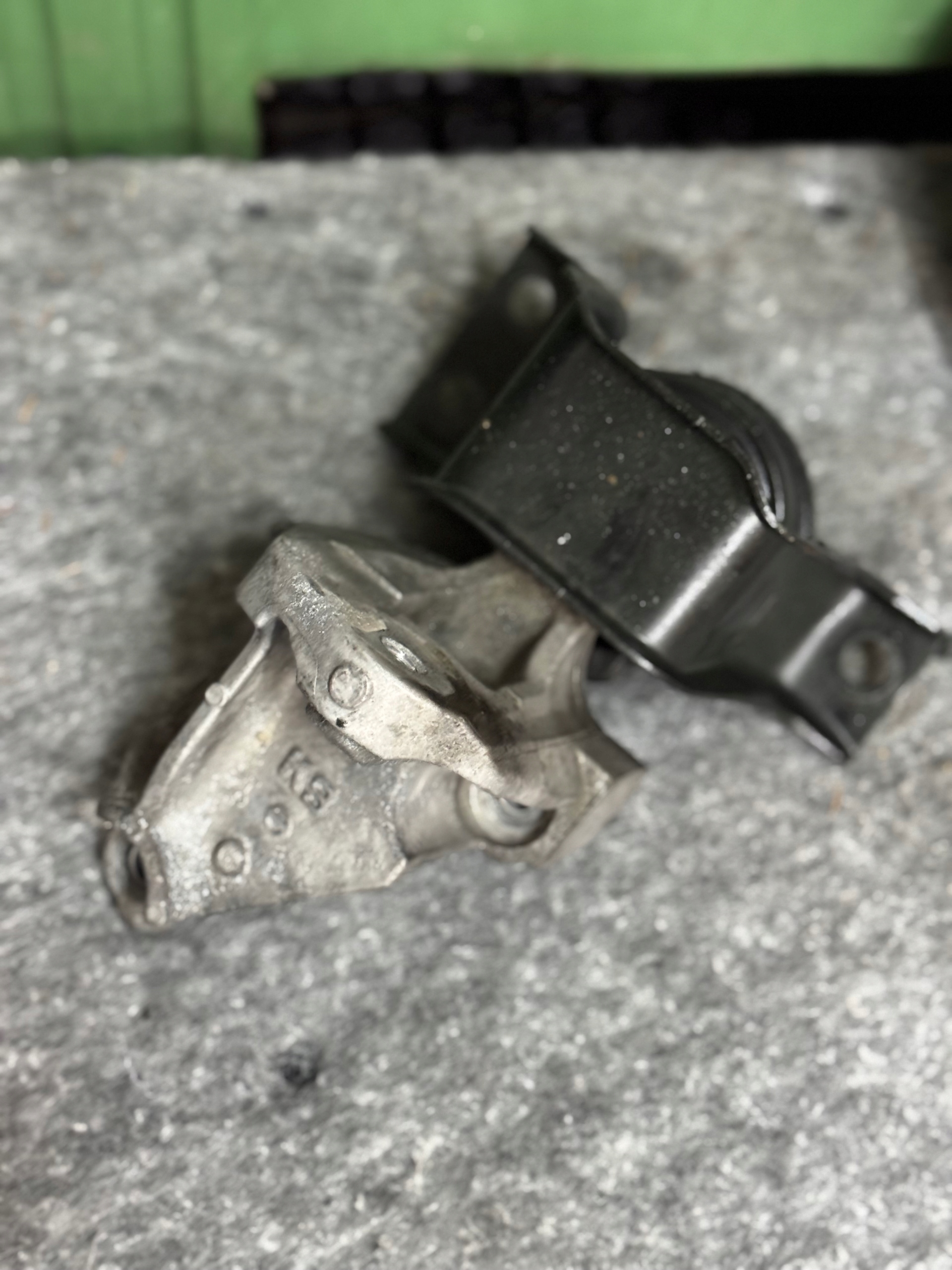 KIA RIO III 11-16r 1.1 CRDI holder gearbox mount