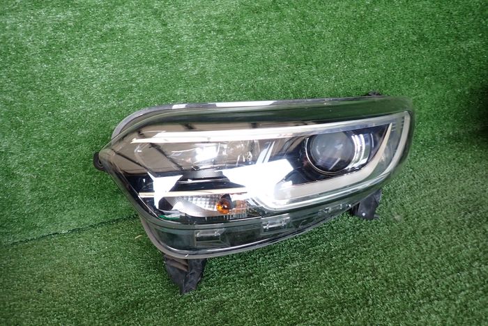 RENAULT KADJAR 16- reflektor left light left