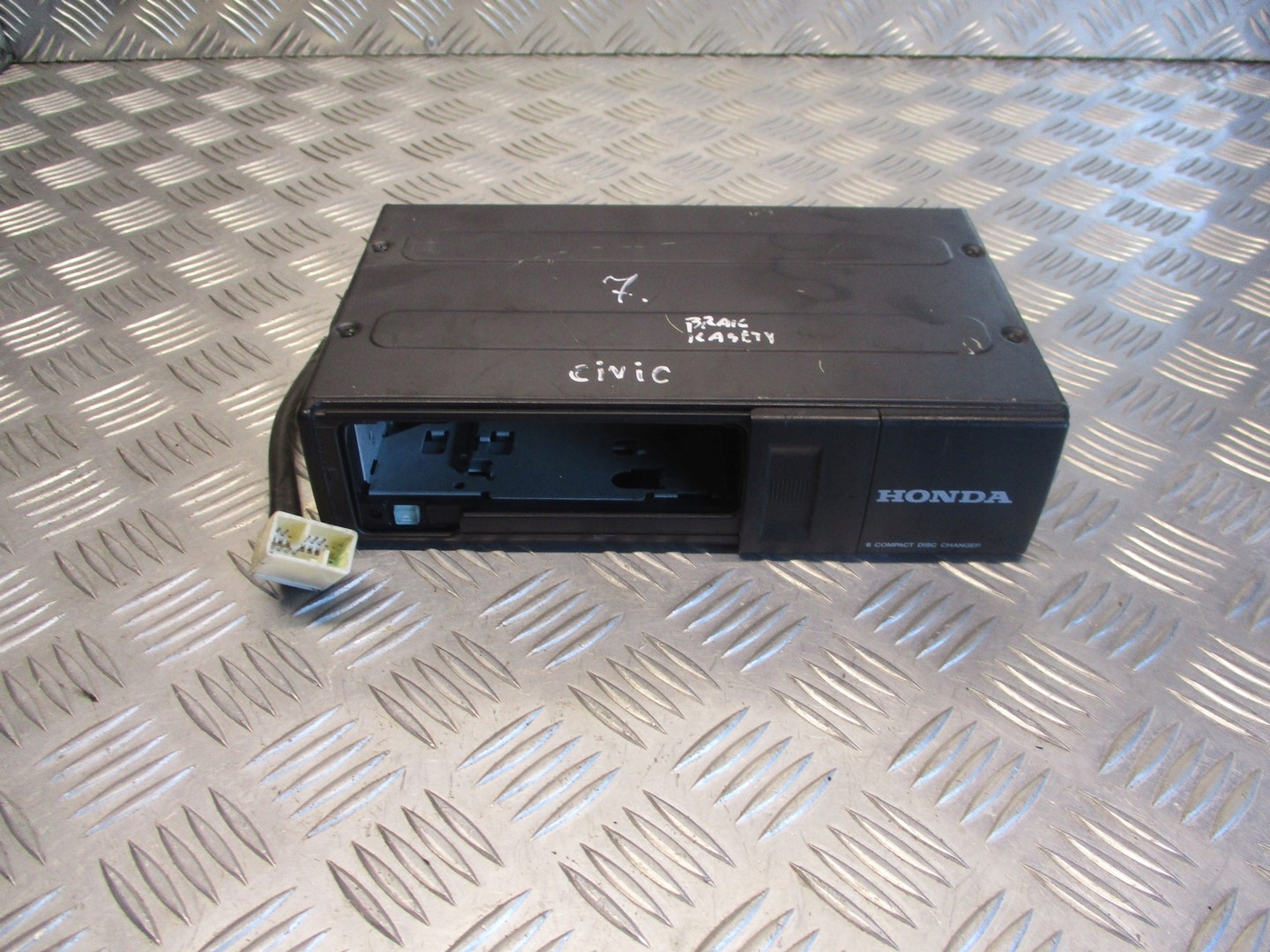 ZMIENIARKA CD HONDA CIVIC VIII