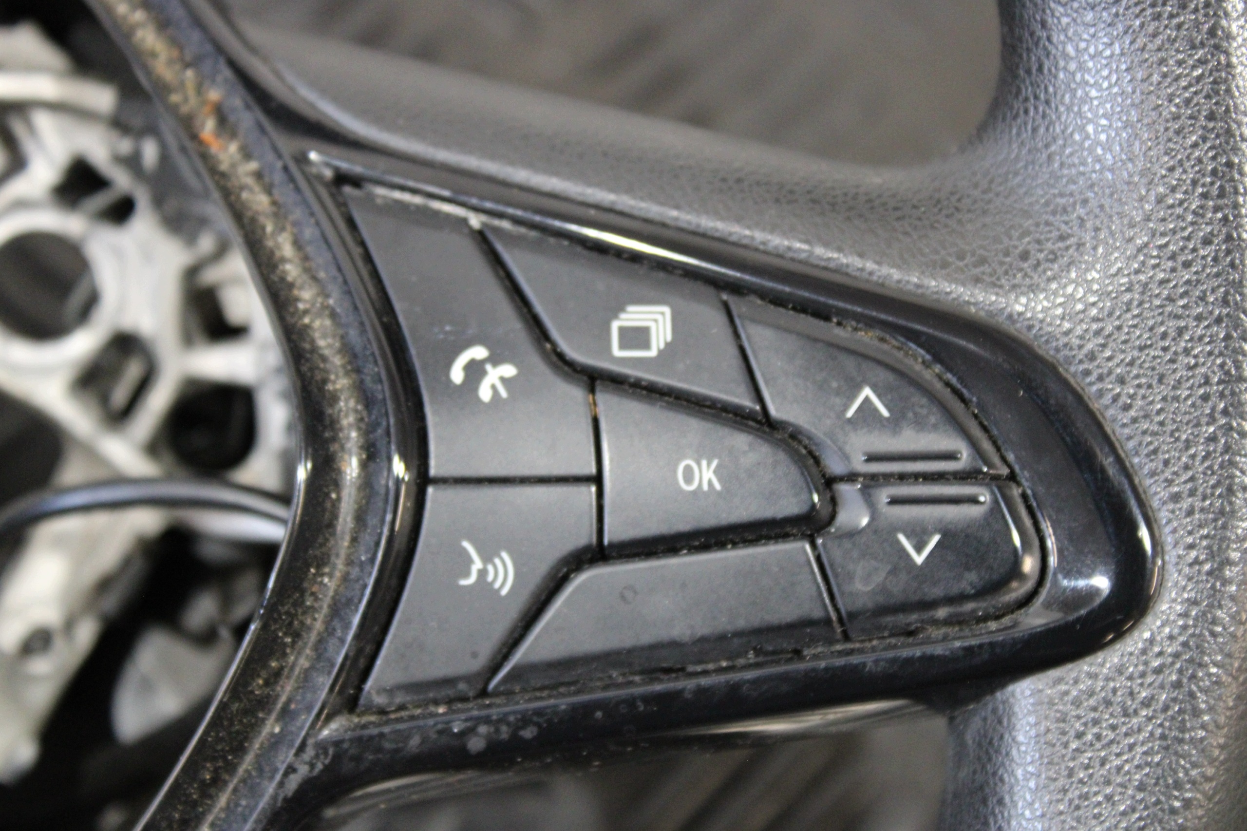 volant MULTIFUNKCJA RENAULT CAPTUR II 2 1.0 TCE