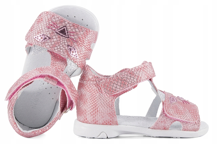 

Kornecki 6305 Sandałki Dziewczęce Sandały kotki 22