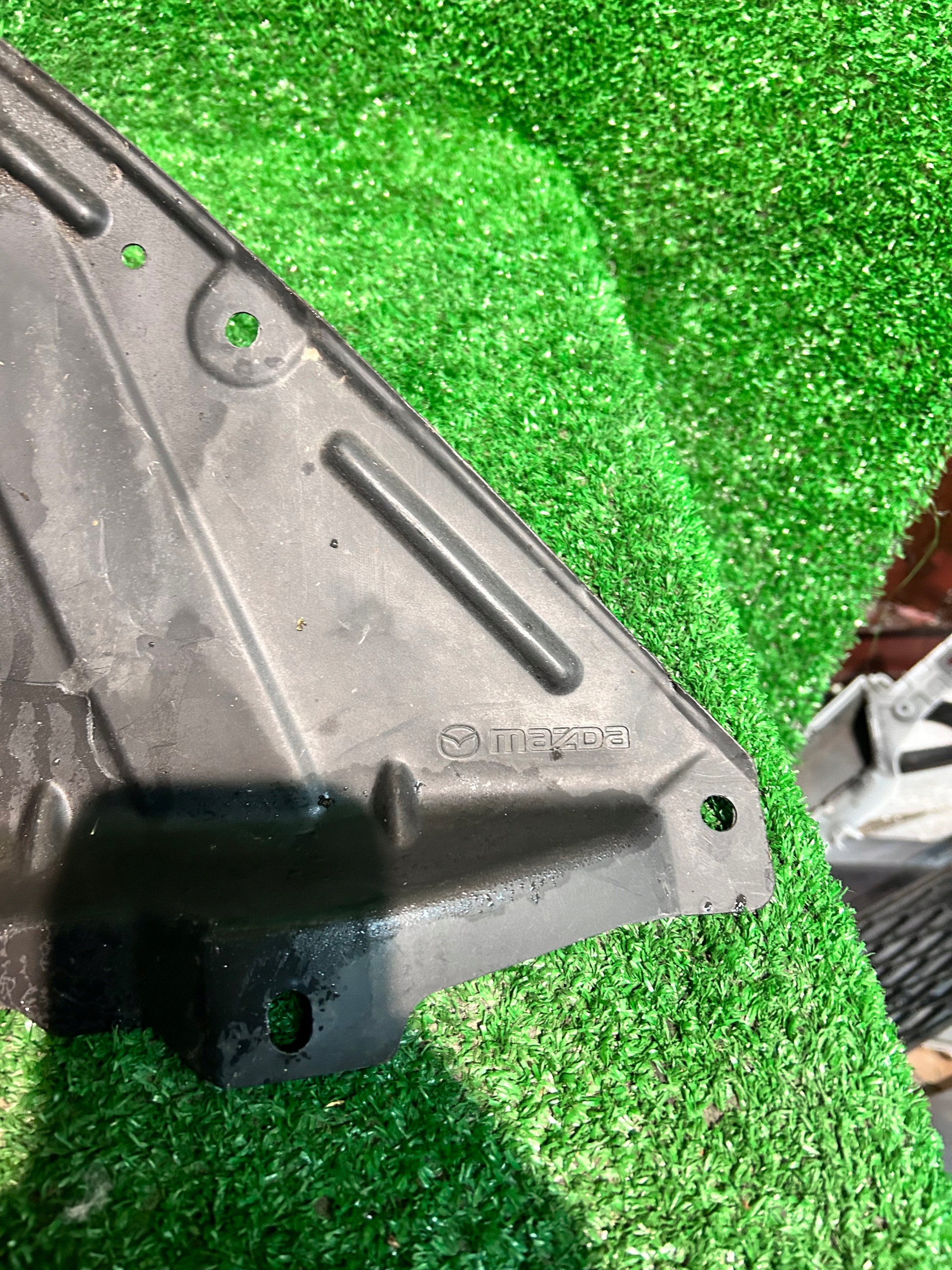 mudguard left front MAZDA 6 III GJ NR.345