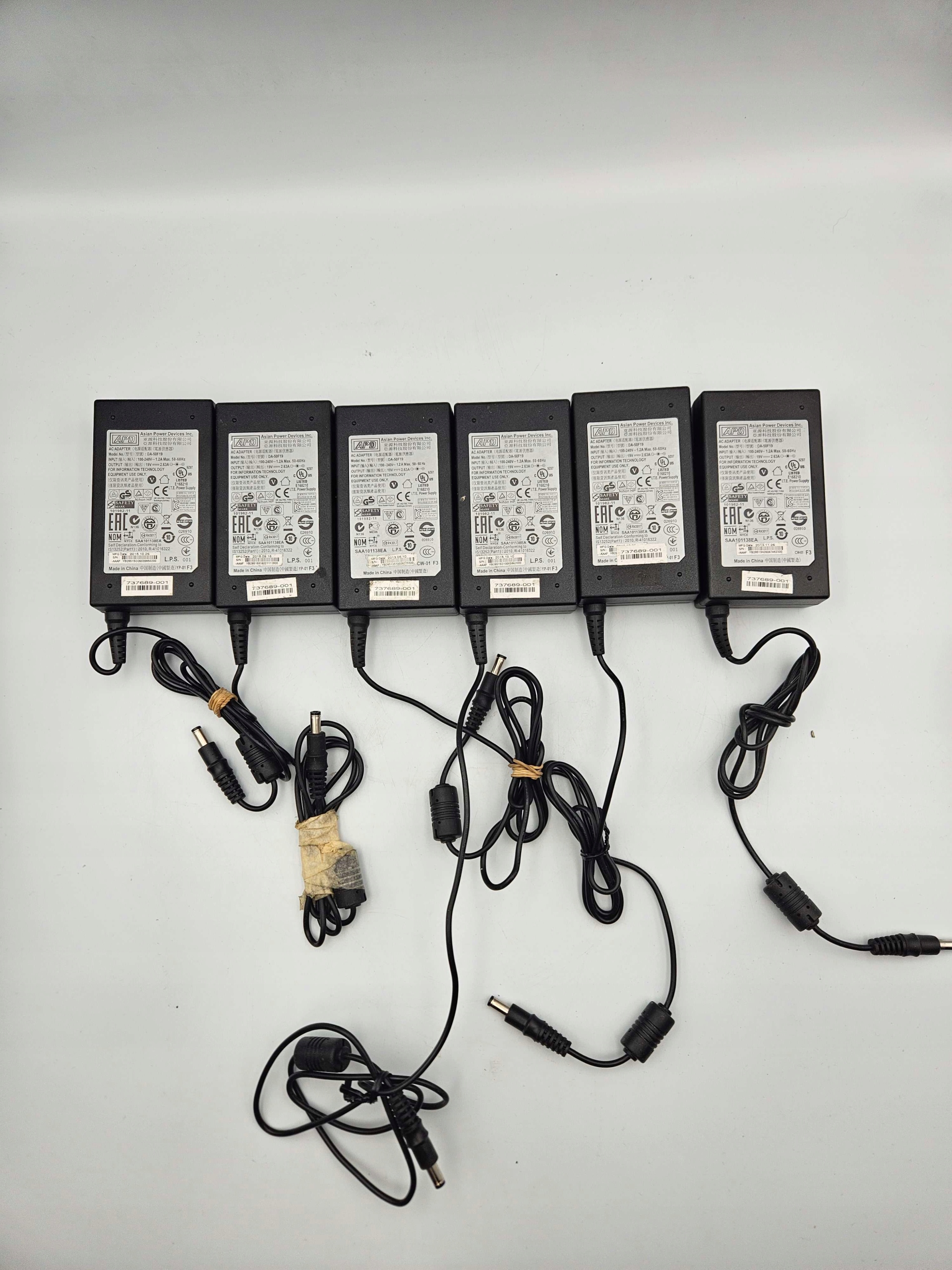 НОВЫЙ БЛОК ПИТАНИЯ HOIOTO ADS-65BI-19-3 19V 2.63 A 50W