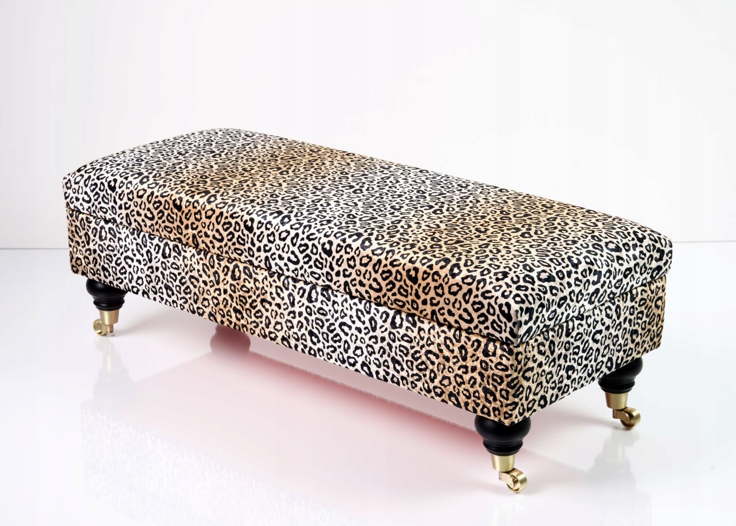 Skrzynia Kufer Meble Sypialnia EMRA WOOD 130 Pojemność skrzyni 140 l