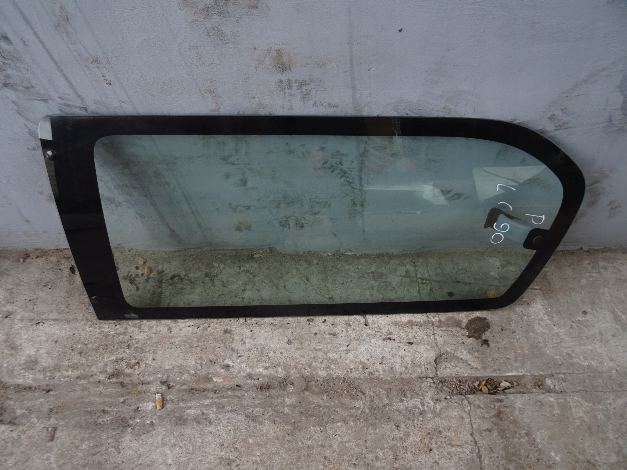 LAND CRUISER 90 КУЗОВНОЕ СТЕКЛО ПРАВОЕ 3D