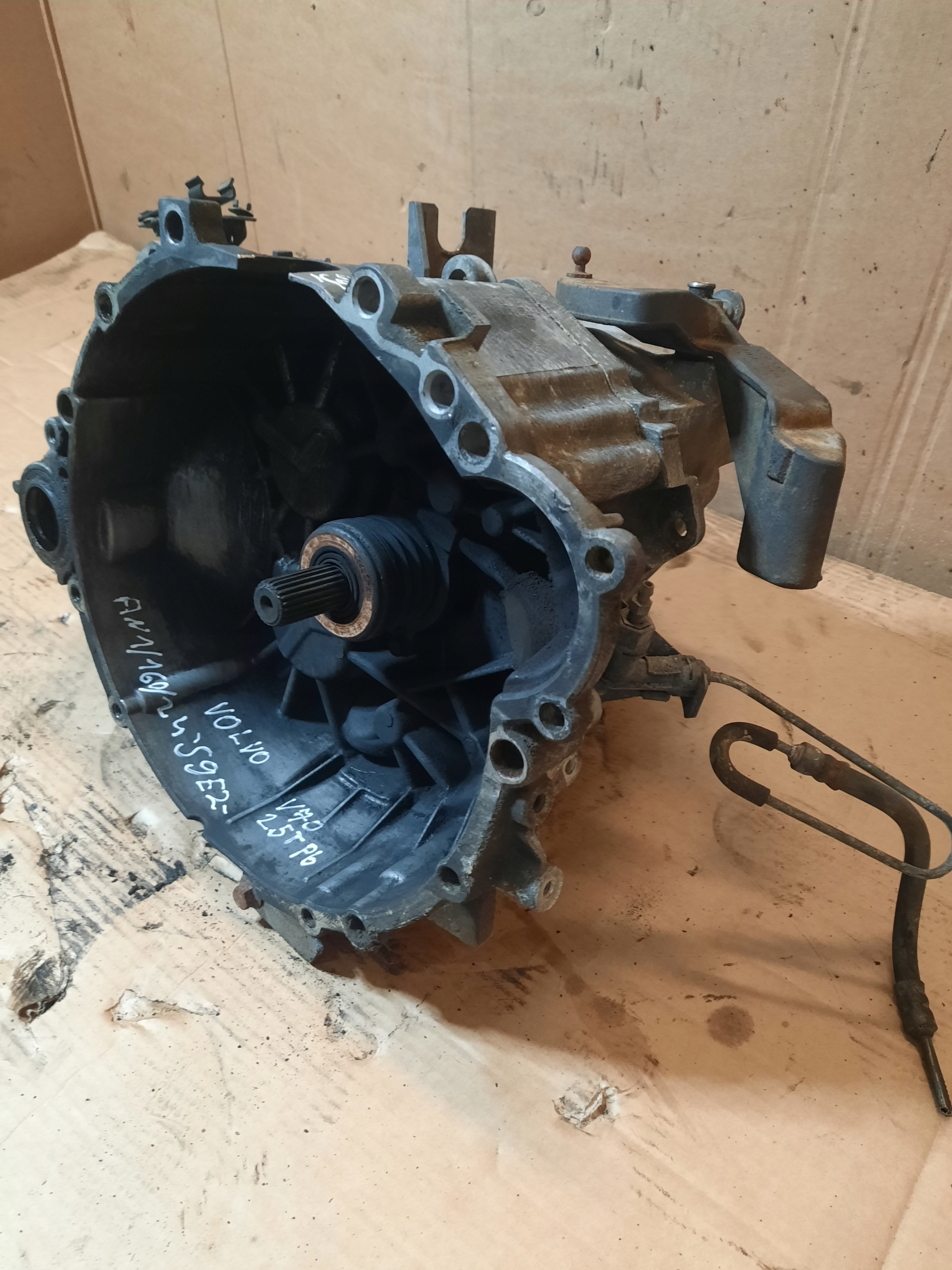 Volvo V70 2.5T OE 1023678 /1023746 Getriebe