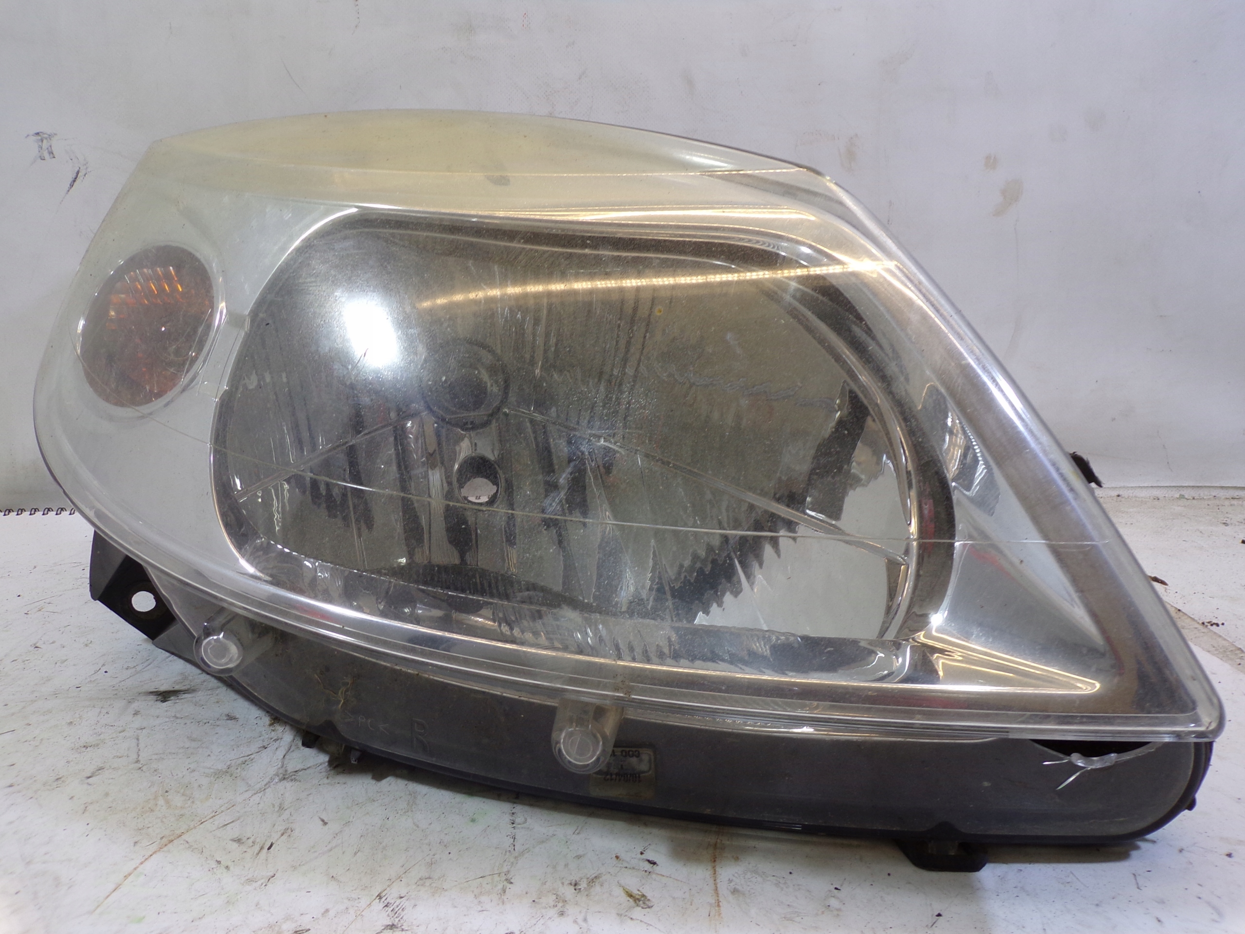 light front front right DACIA SANDERO 1 and (K1)