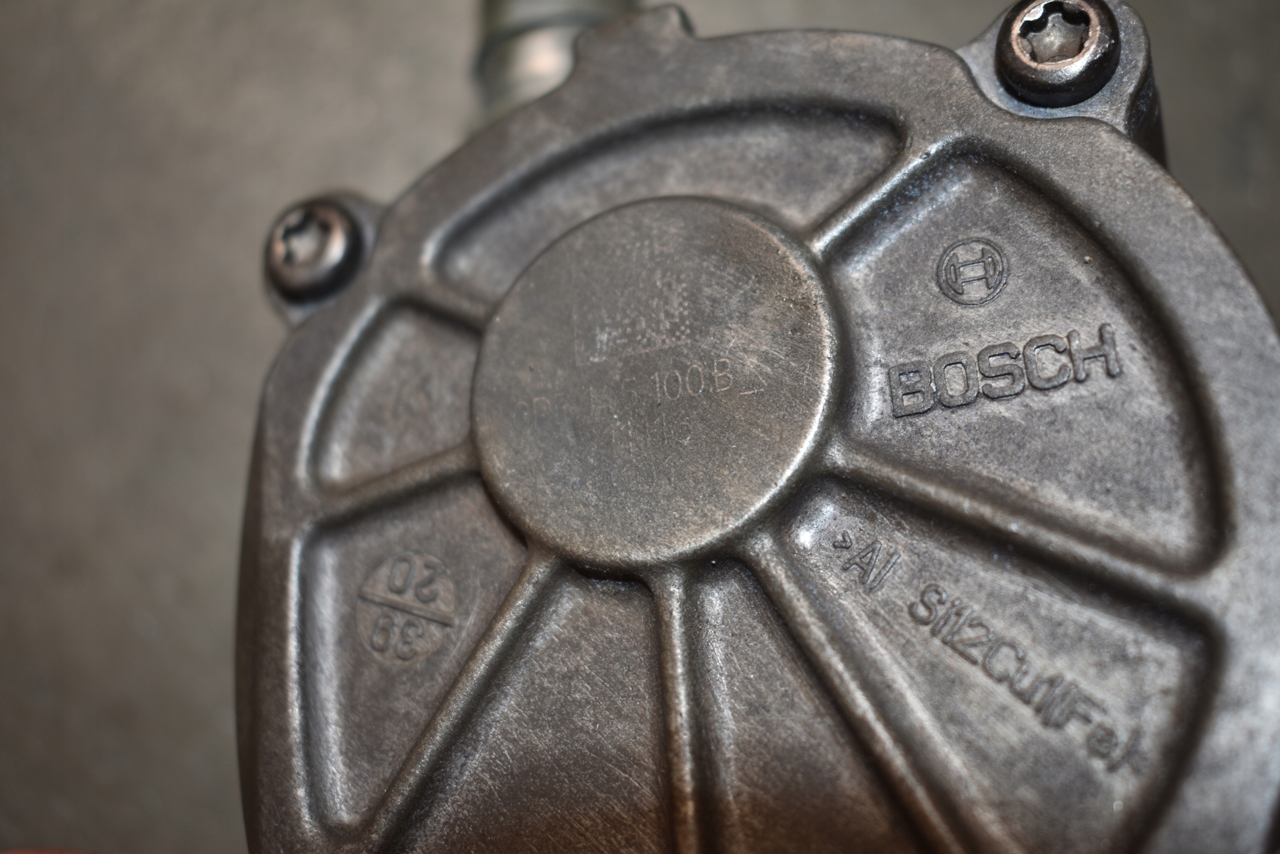 IDEALNA pump vacual VACUM PORSCHE BOXSTER 718 982 1