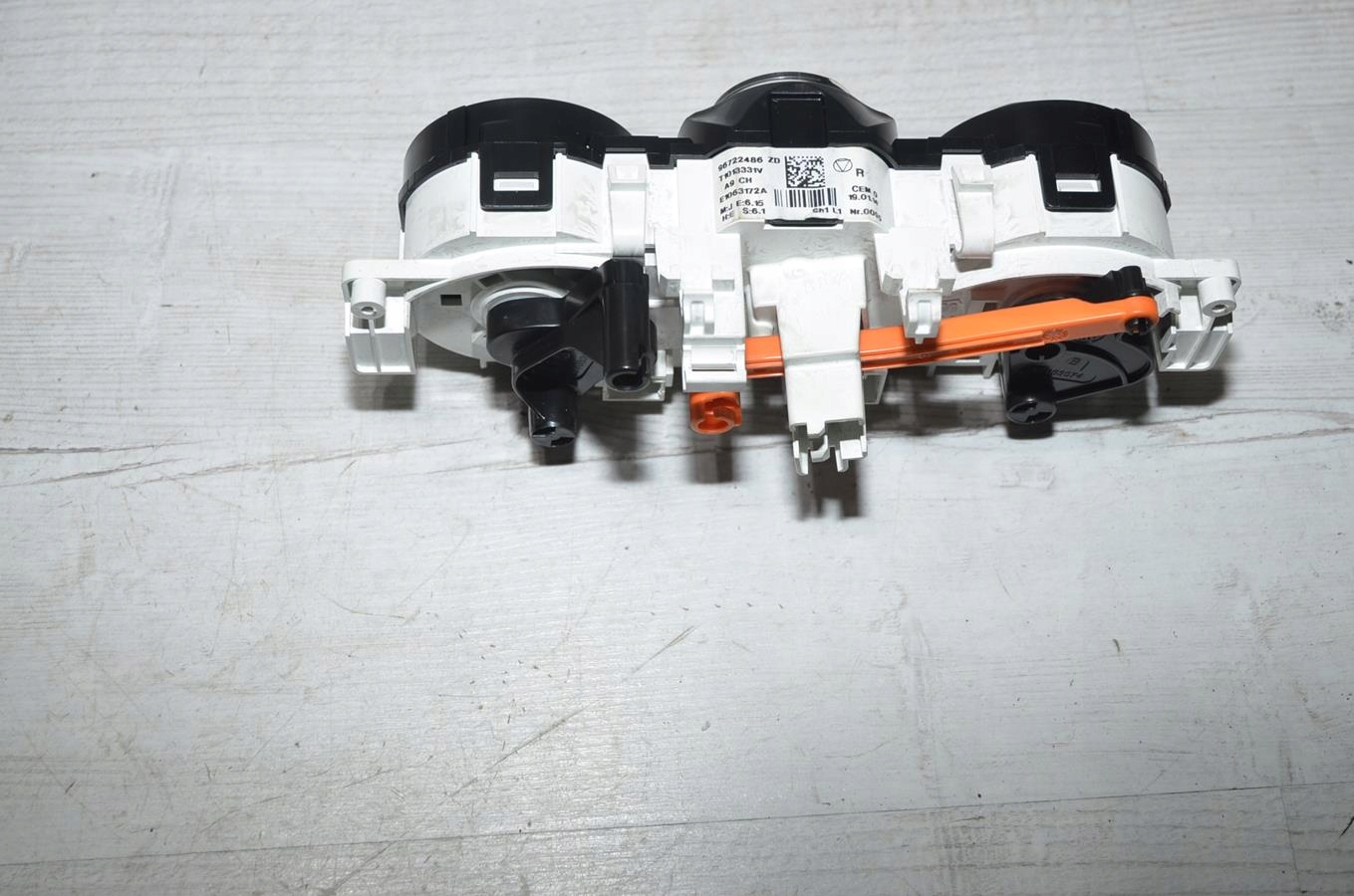 Panel air conditioning devices Peugeot 2008 14r