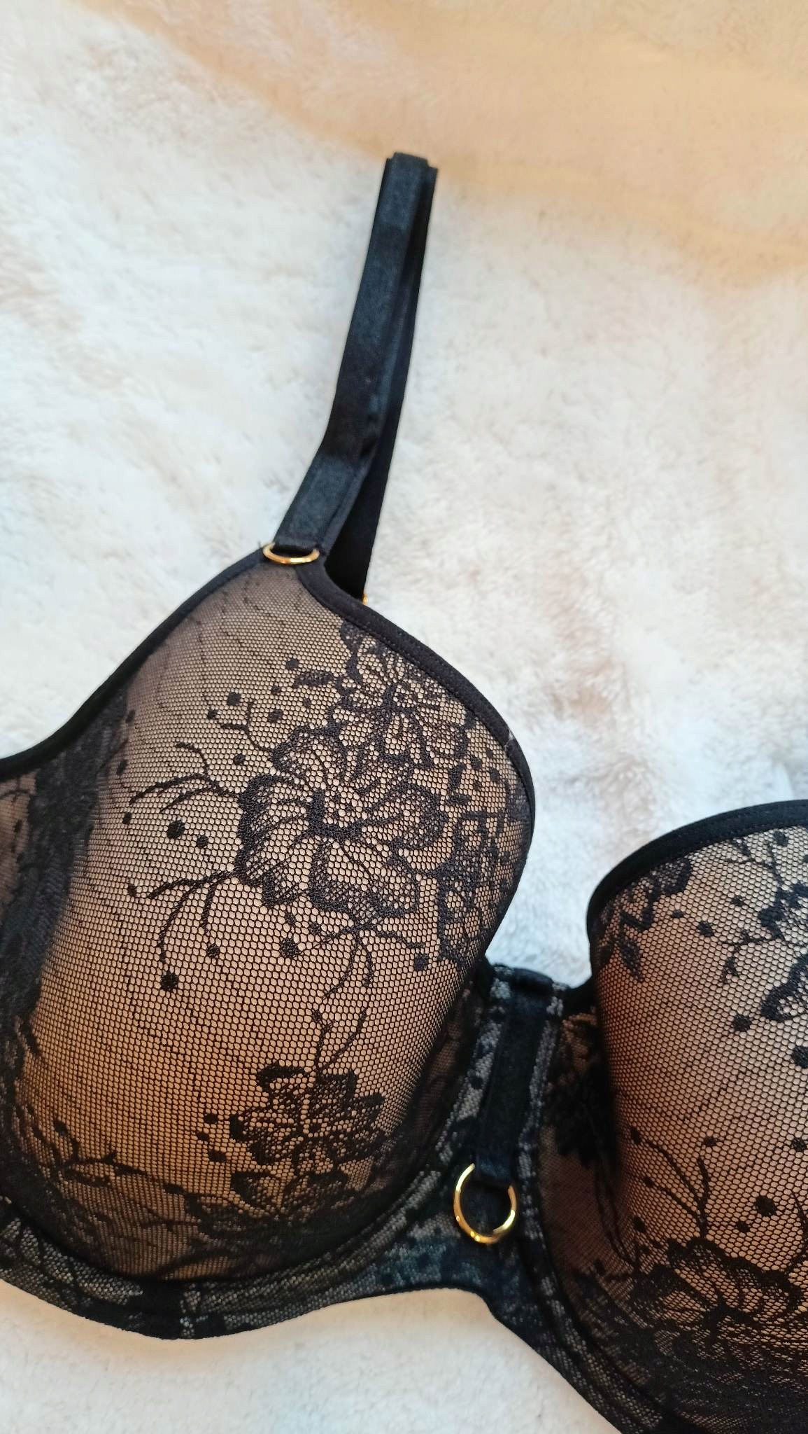 Biustonosz LEMAX Romantica - spacer czarny 70G Materiał dominujący poliamid