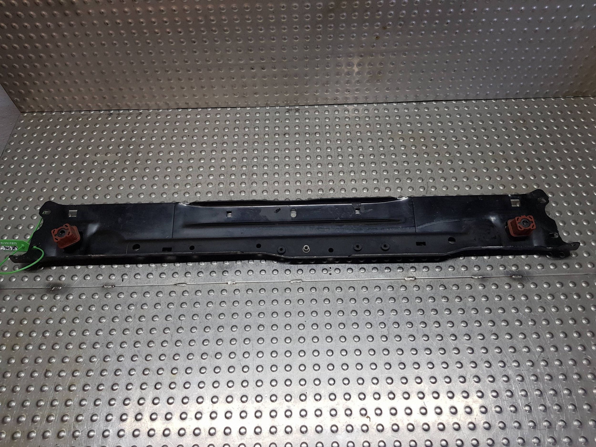 support panel for radiators pillar iron front A2046200272 MERCEDES W204 LIFT