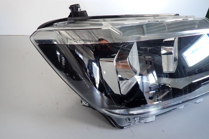 VW CRAFTER II MAN TGE 17- reflektor right light right 7C1941006