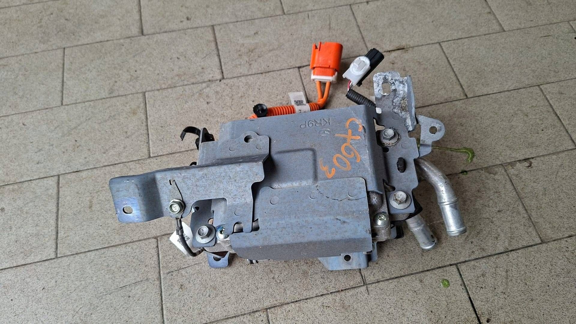 pompe circulation chauffage d’eau Mazda CX-60 2.5 PHEV KR9P-61FHX