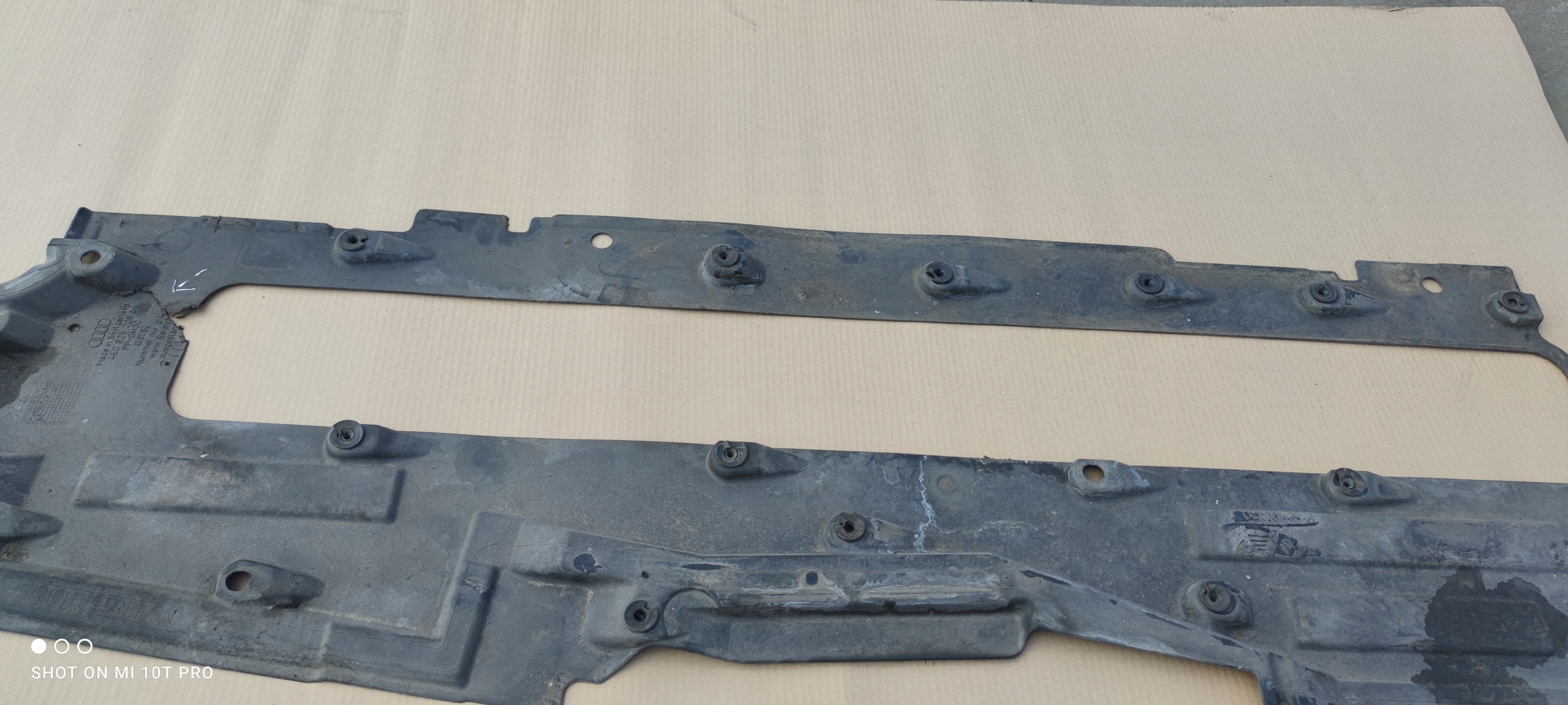 BLENDE ABDECKUNG ABDECKUNG UNTERFAHRSCHUTZ RECHTS AUDI A8 D3 4E0825206D