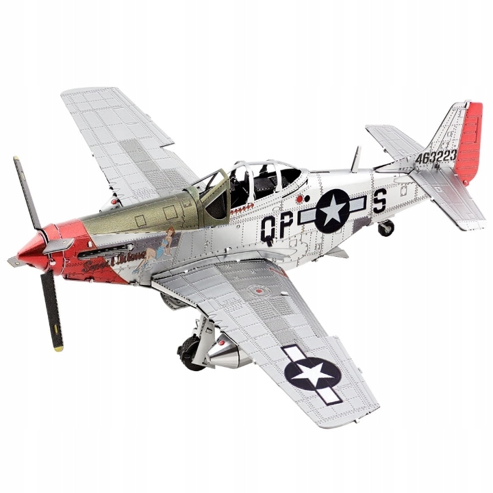 

Metal Earth P-51D Mustang Metalowy Model