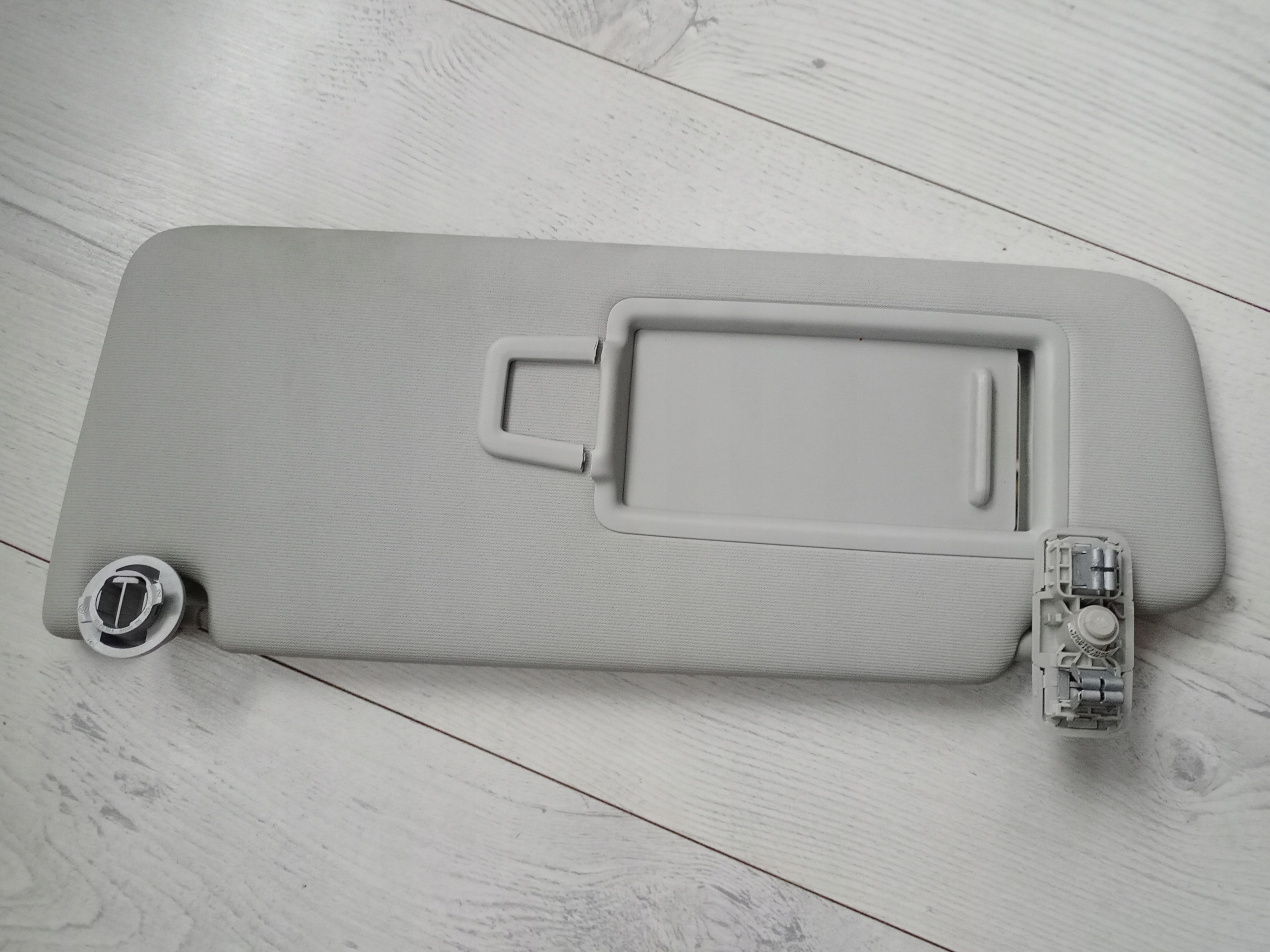 5G0857551AG - GOLF VII СОНЦЕЗАХИСНИЙ КОЗИРОК ЛІВИЙ КОЗИРОК