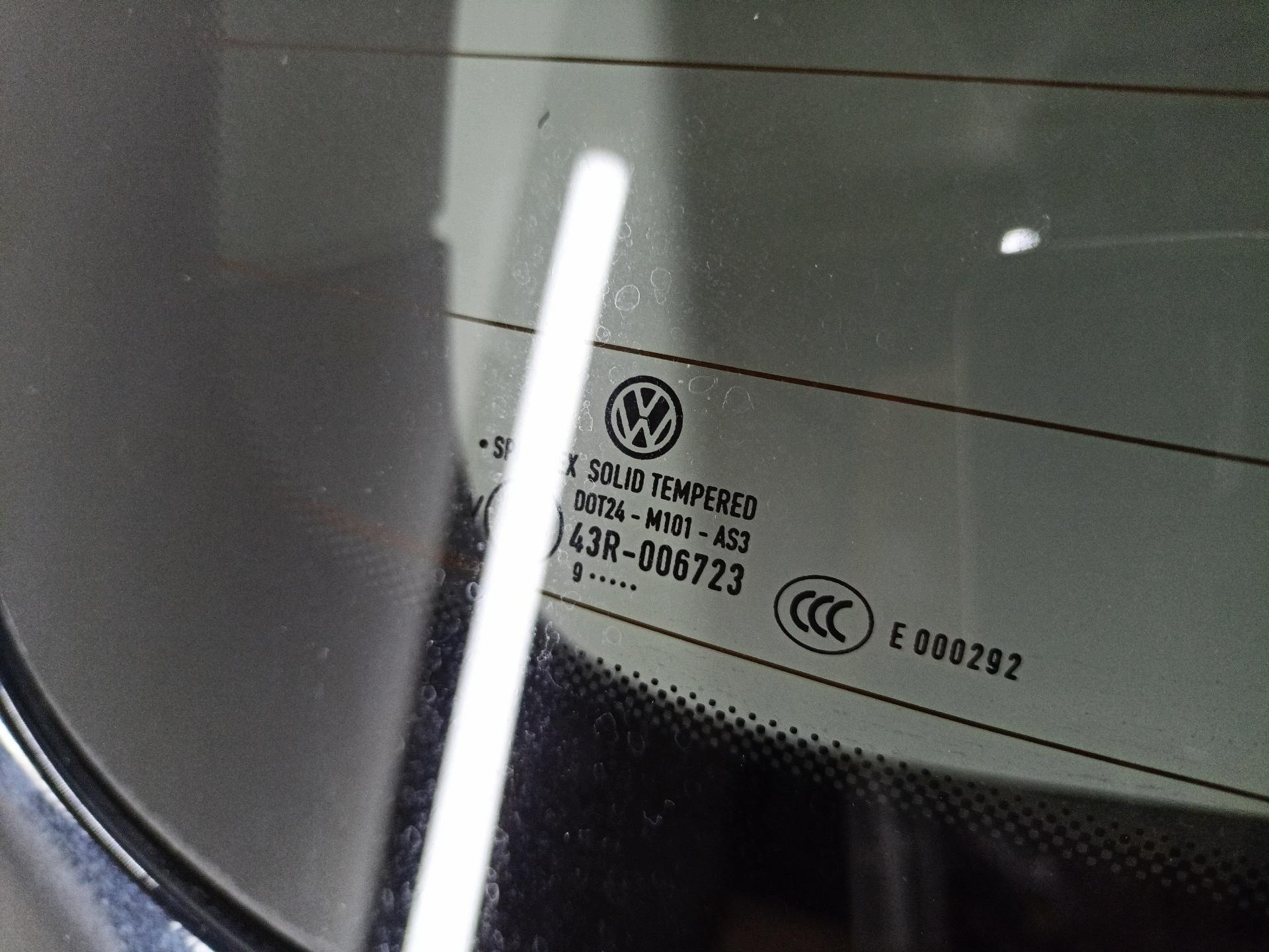 rear trunk door boot Volkswagen Touran facelift 2010