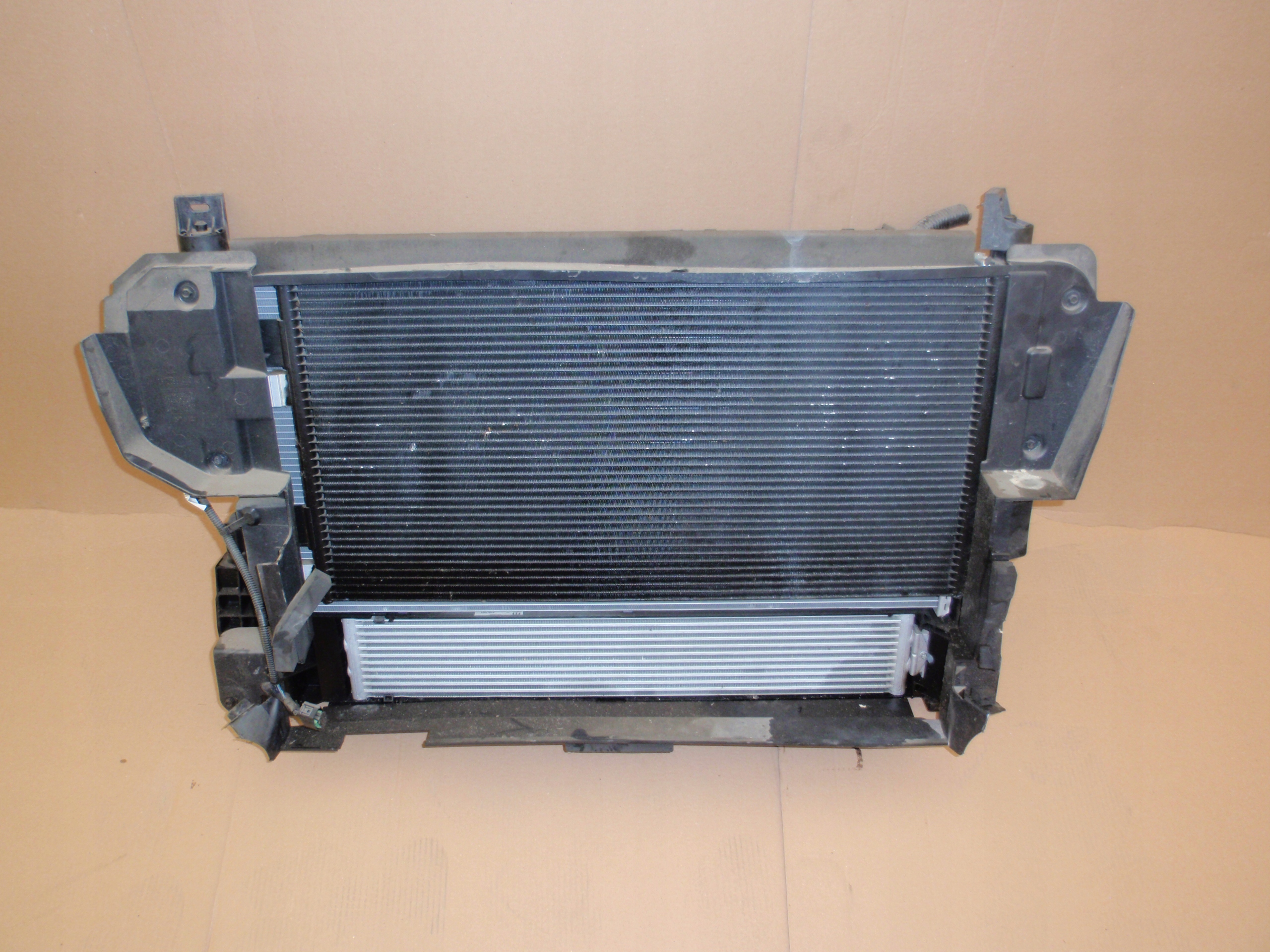 CHLODNICA CHŁODNICE KOMPLET WENTYLATORY INTERCOLER RAM DODGE PROMASTER 3,6