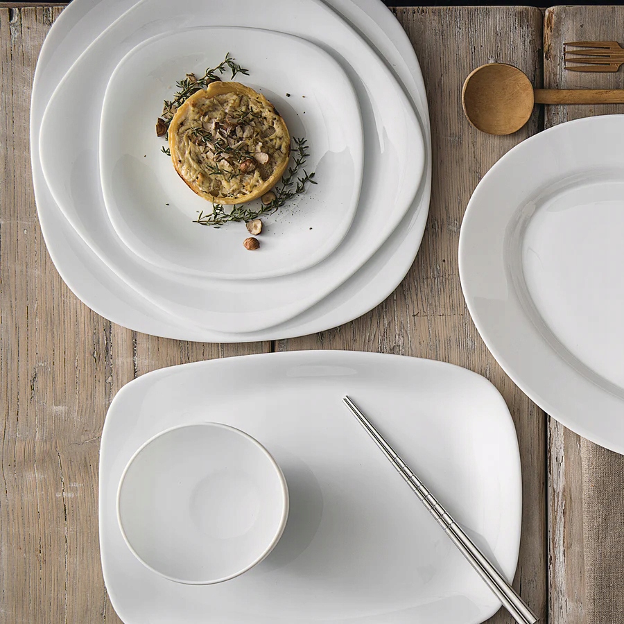 Serwis obiadowy na 12 osób kwadrat biały Bormioli Rocco PARMA 44 elementy