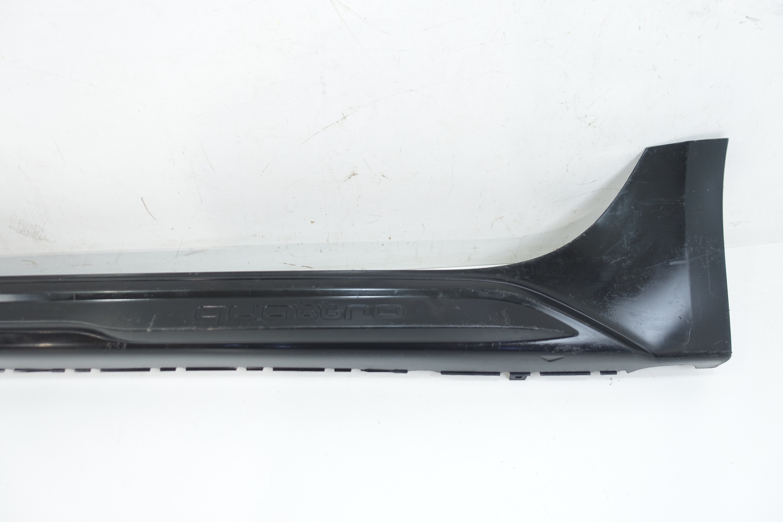 moulding threshold left AUDI A4 B9 LIFT KOMBI ALLROAD