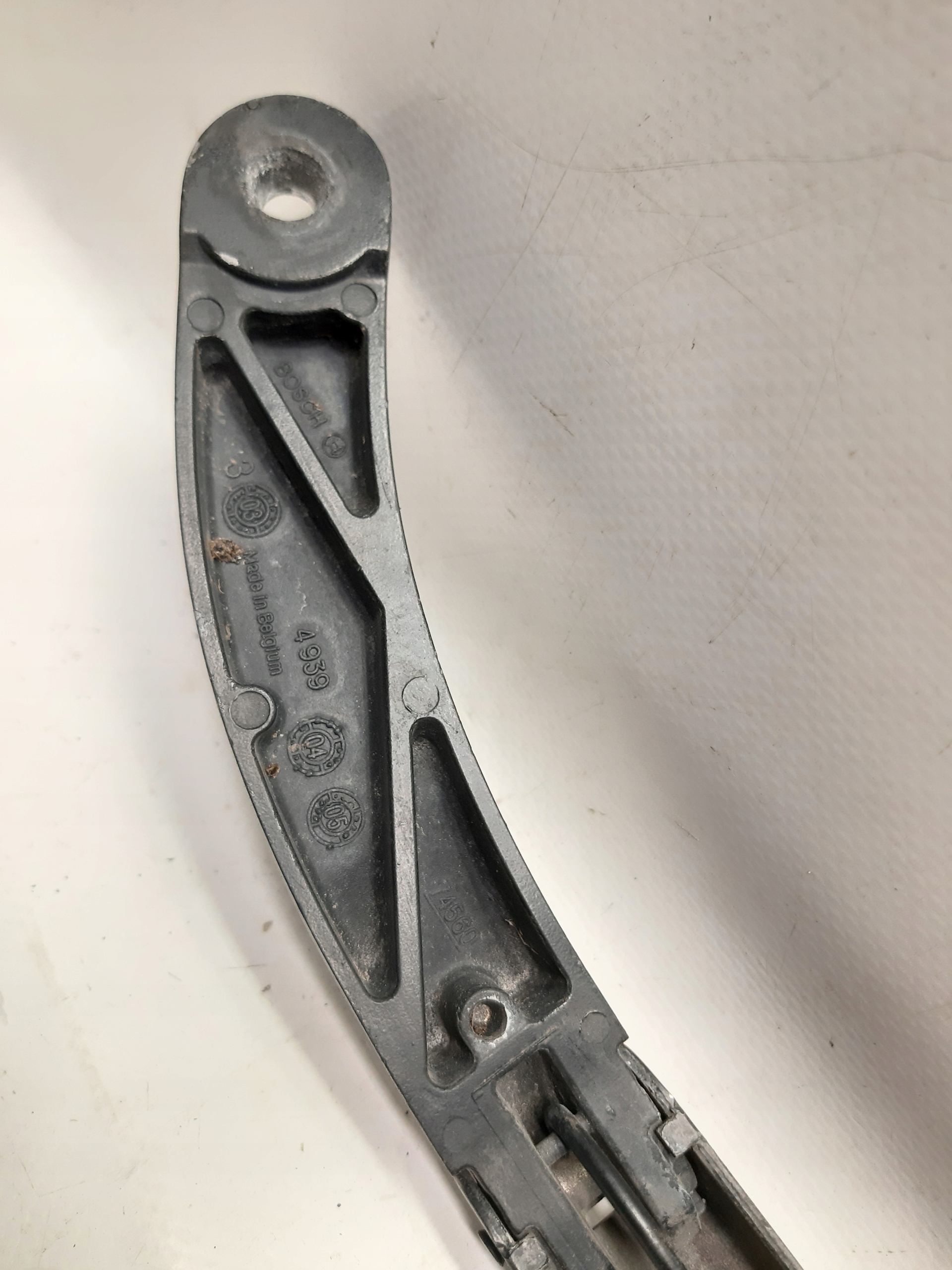 wiper arm right AUDI A6 C6