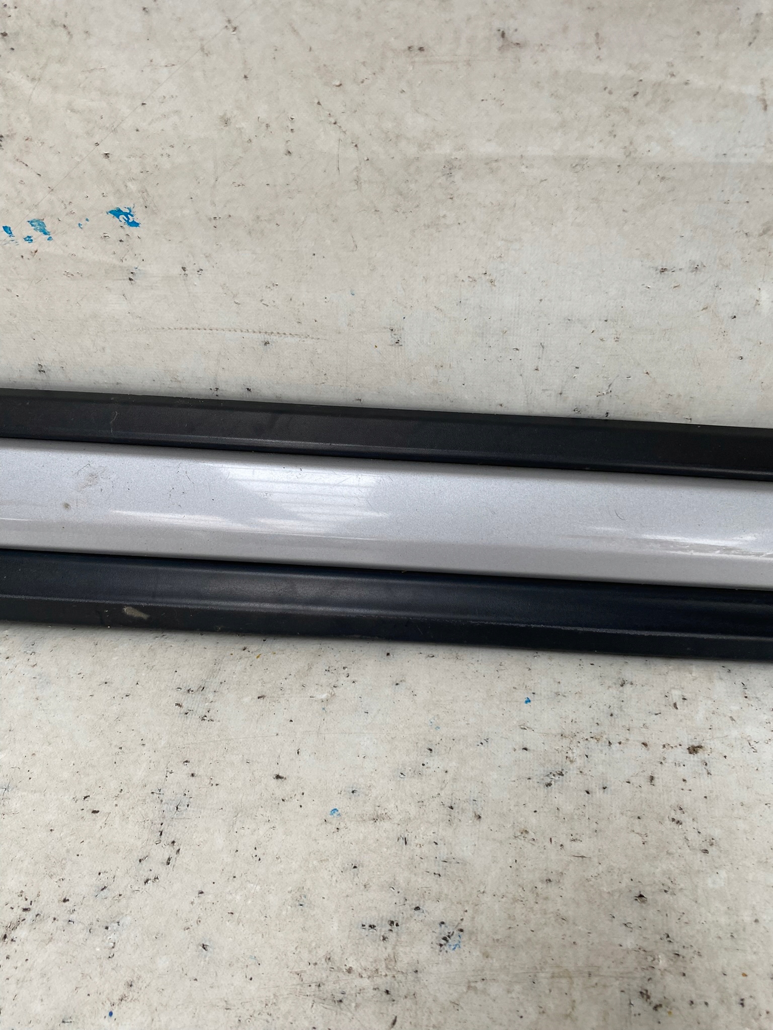 MITSUBISHI OUTLANDER III 12- moulding door right front 5727A404