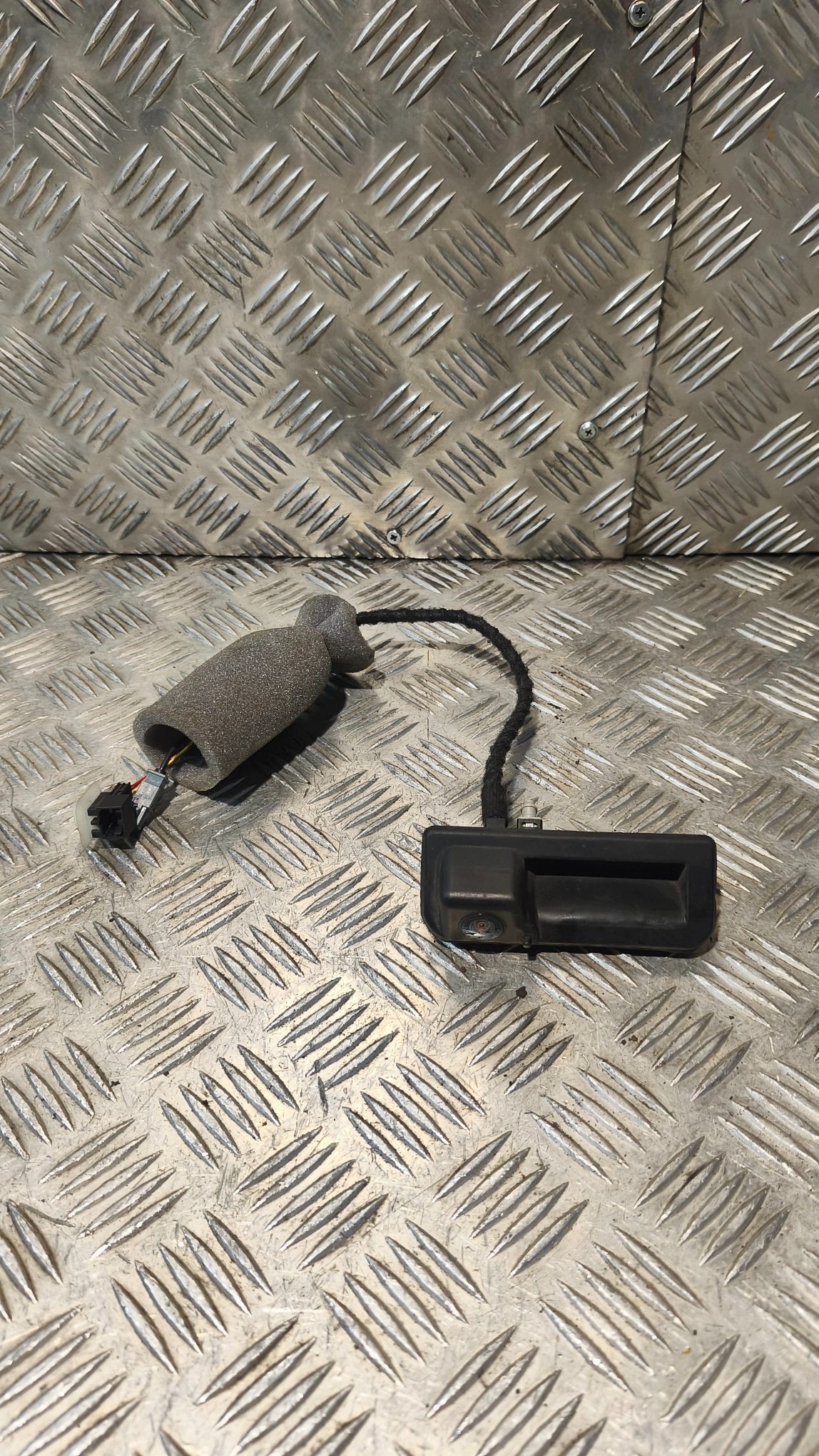 handle bonnet boot KAMERKA reversing FABIA III 6V0.827.566H