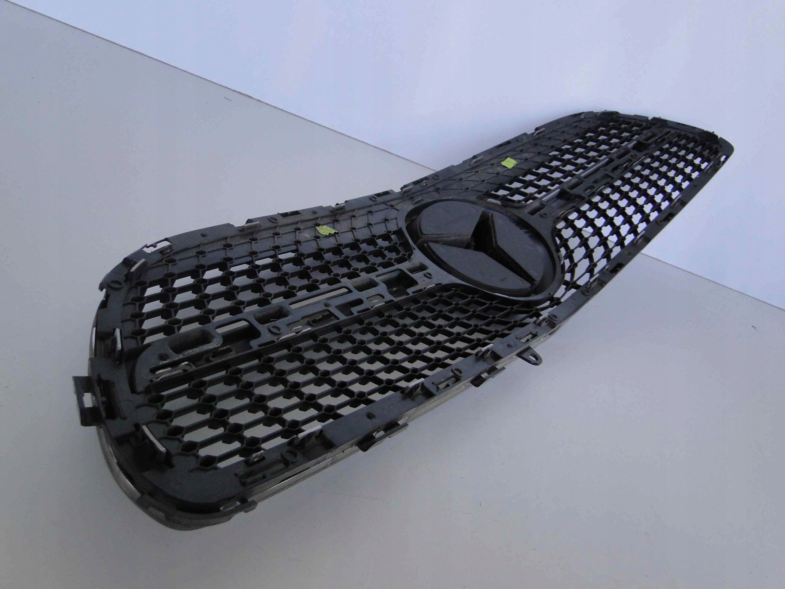 MERCEDES CLS 218 LIFT GRILL ATRAPA DIAMENT AMG Kolor srebrny