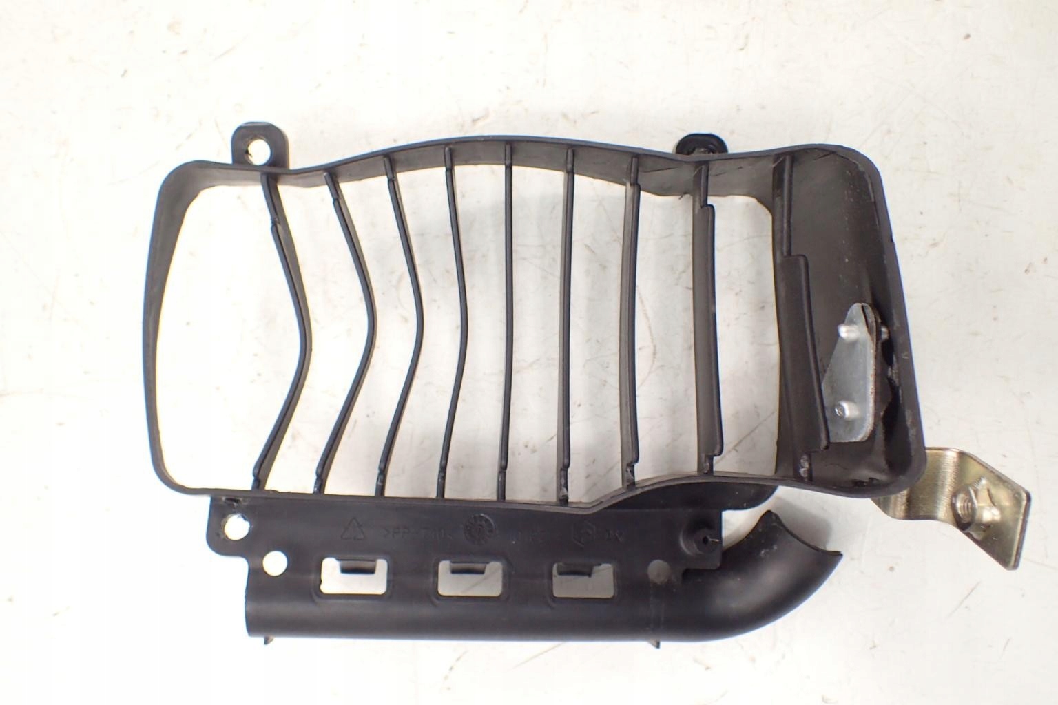 Piaggio Vespa GTS 300 Kratka wlot osłona chłodnicy Producent Piaggio OE