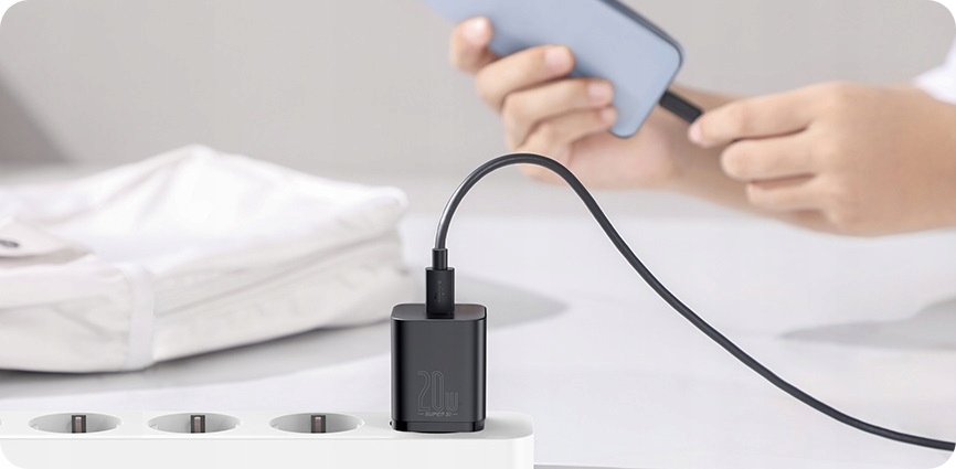 BASEUS SZYBKA ŁADOWARKA DO TELEFONU IPHONE ZASILACZ USB-C 20W PD + KABEL Zgodność ze standardem Quick Charge 1.0 Quick Charge 2.0 Quick Charge 3.0