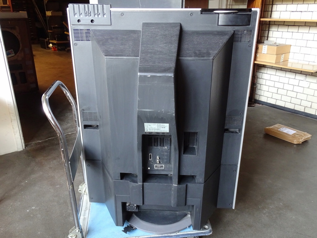 B&O Beovision Avant 32 DVD . 0522 Marka Inna