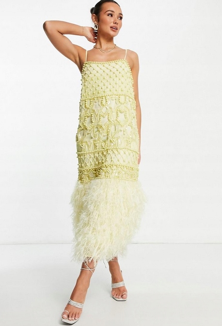 Zdobené Flitrové Šaty S Třásněmi A Peřím Design Pro Plnoštíhlou Ženu 46 3XL