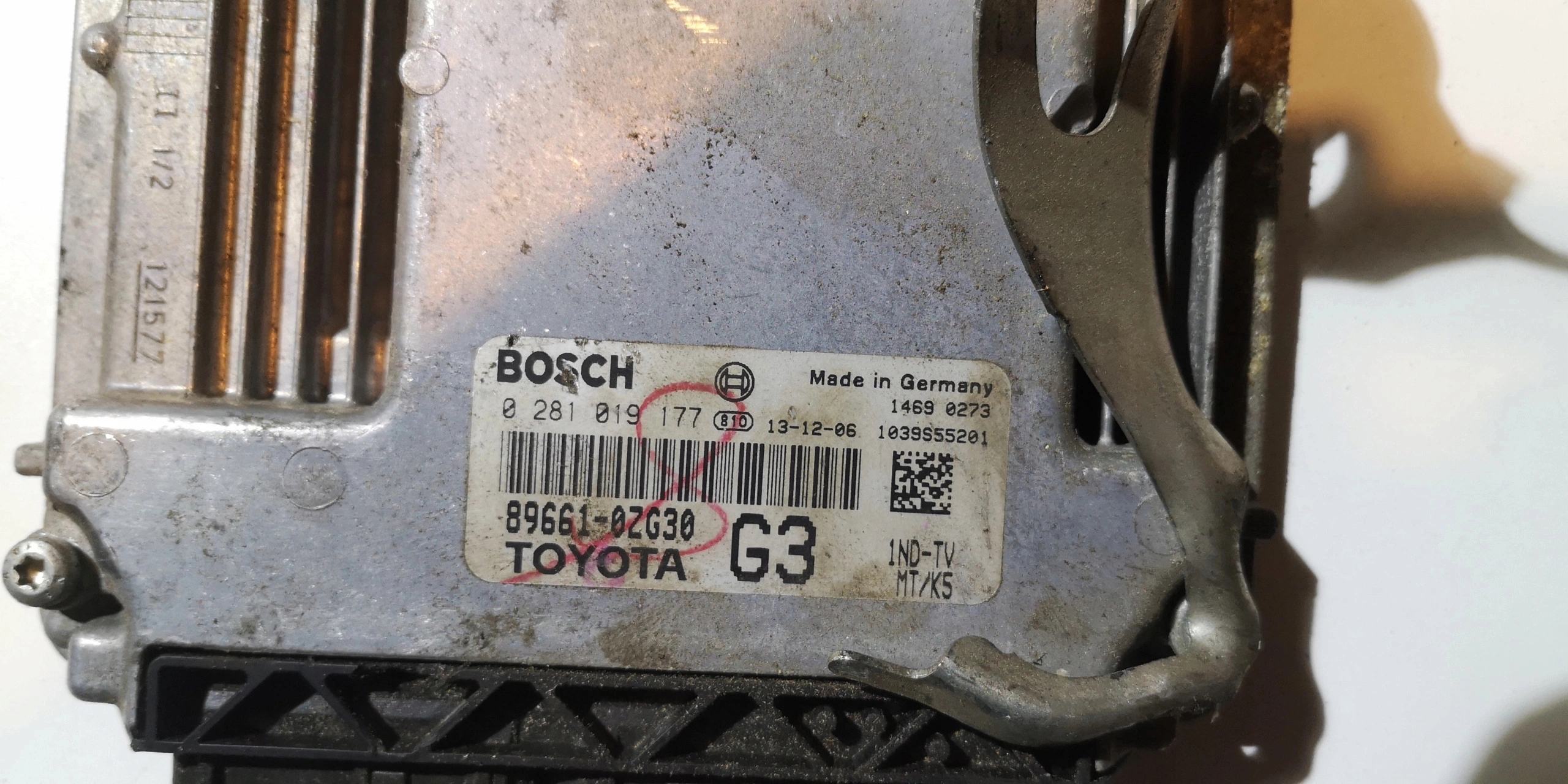 computer motore Toyota AURIS 0281019177 89661-0ZG30