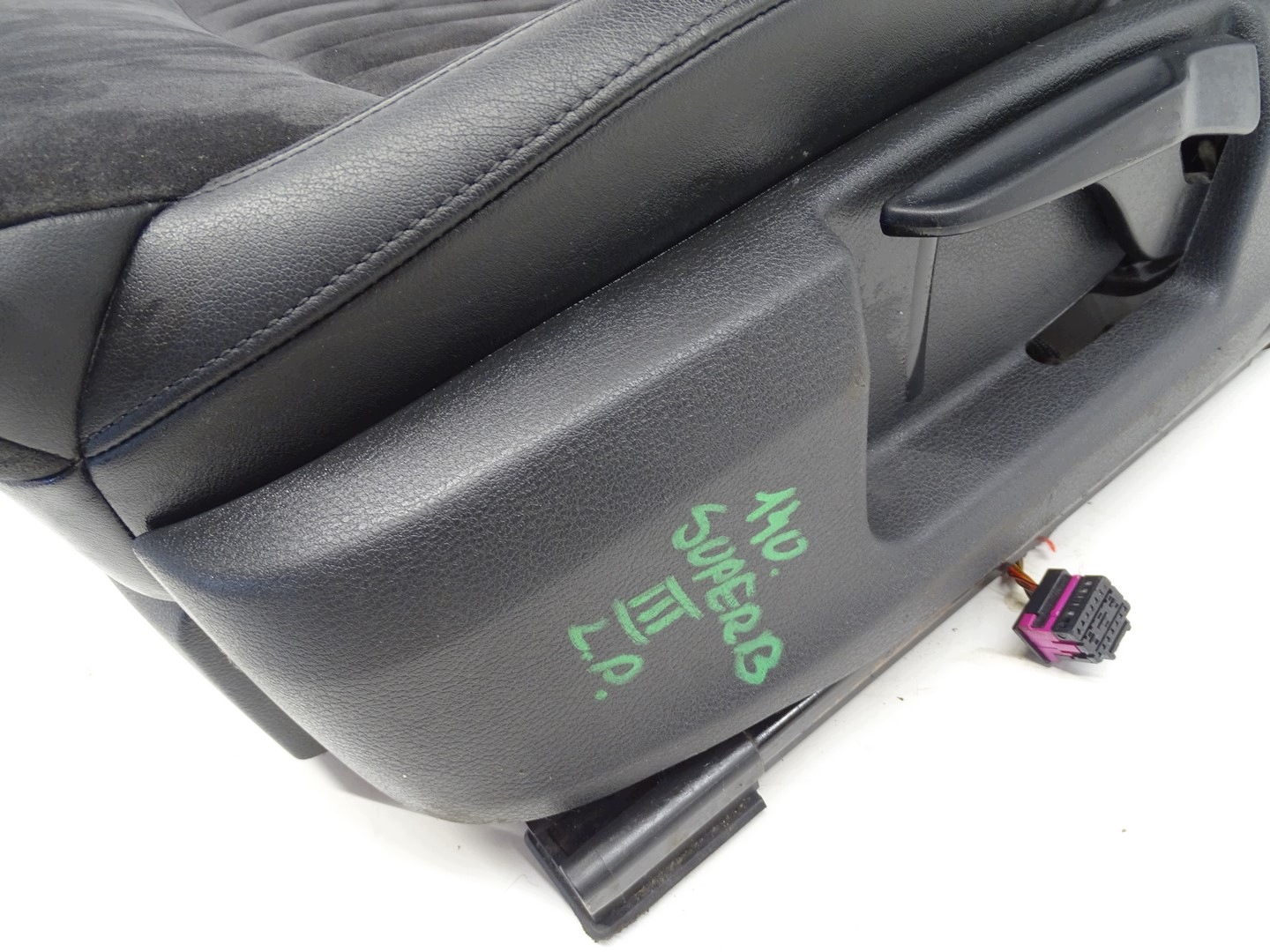 seats left front front leather ALCANTARA SKODA SUPERB III