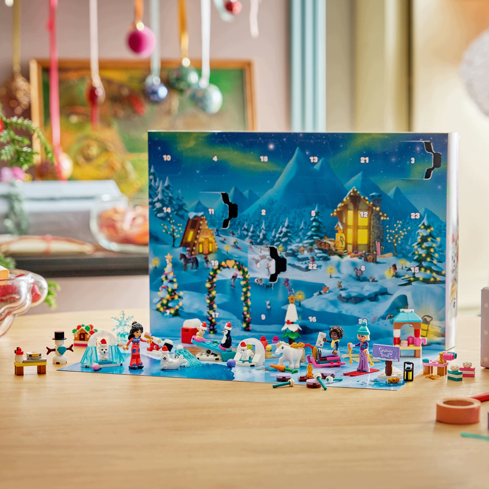Адвент-календарь LEGO Friends 42698 2026, 211 деталей, 3 мини-куклы и 6 фигурок животных, от 6 лет — фото 7