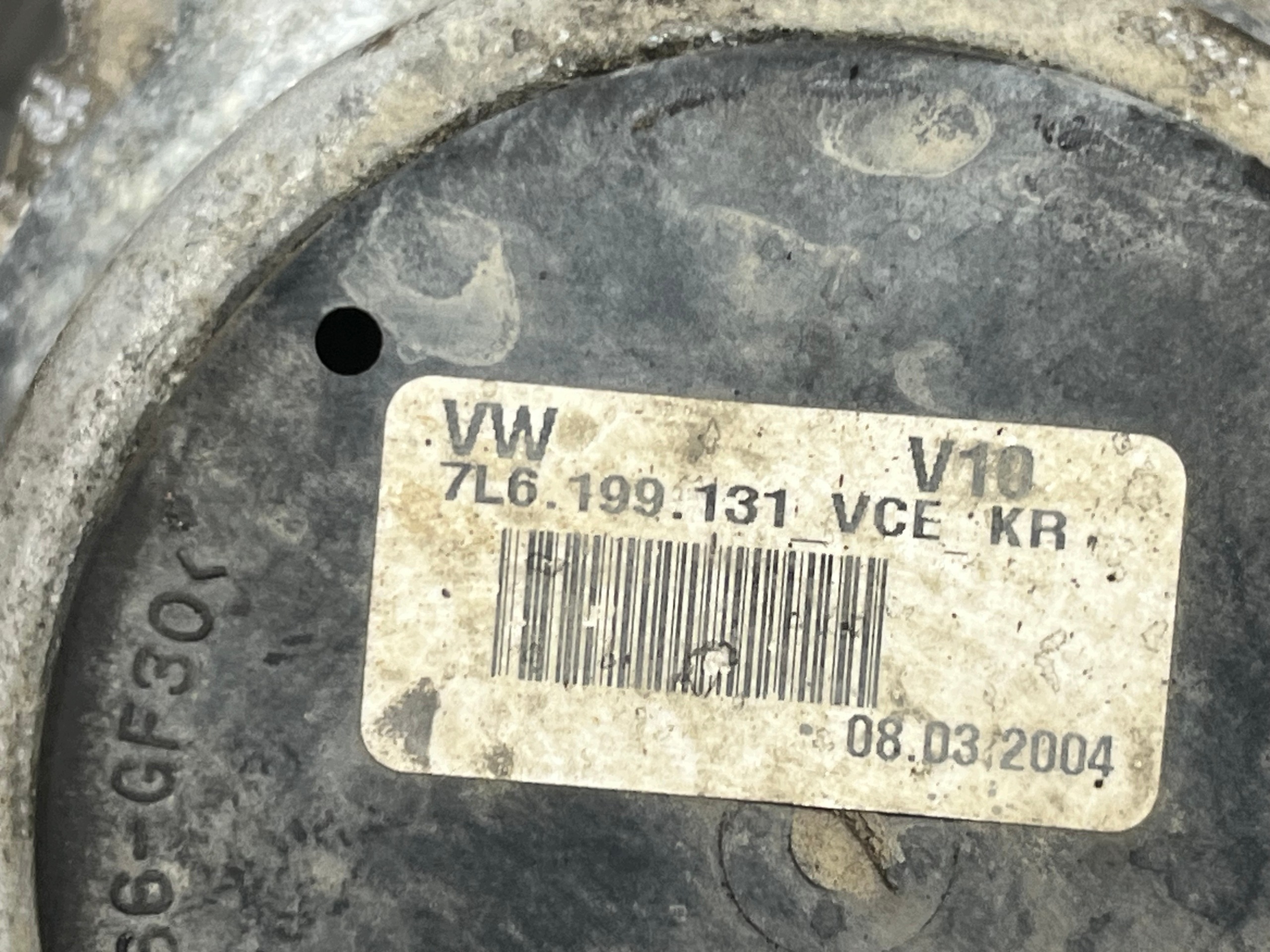 engine mount VOLKSWAGEN TOUAREG 7L0199131