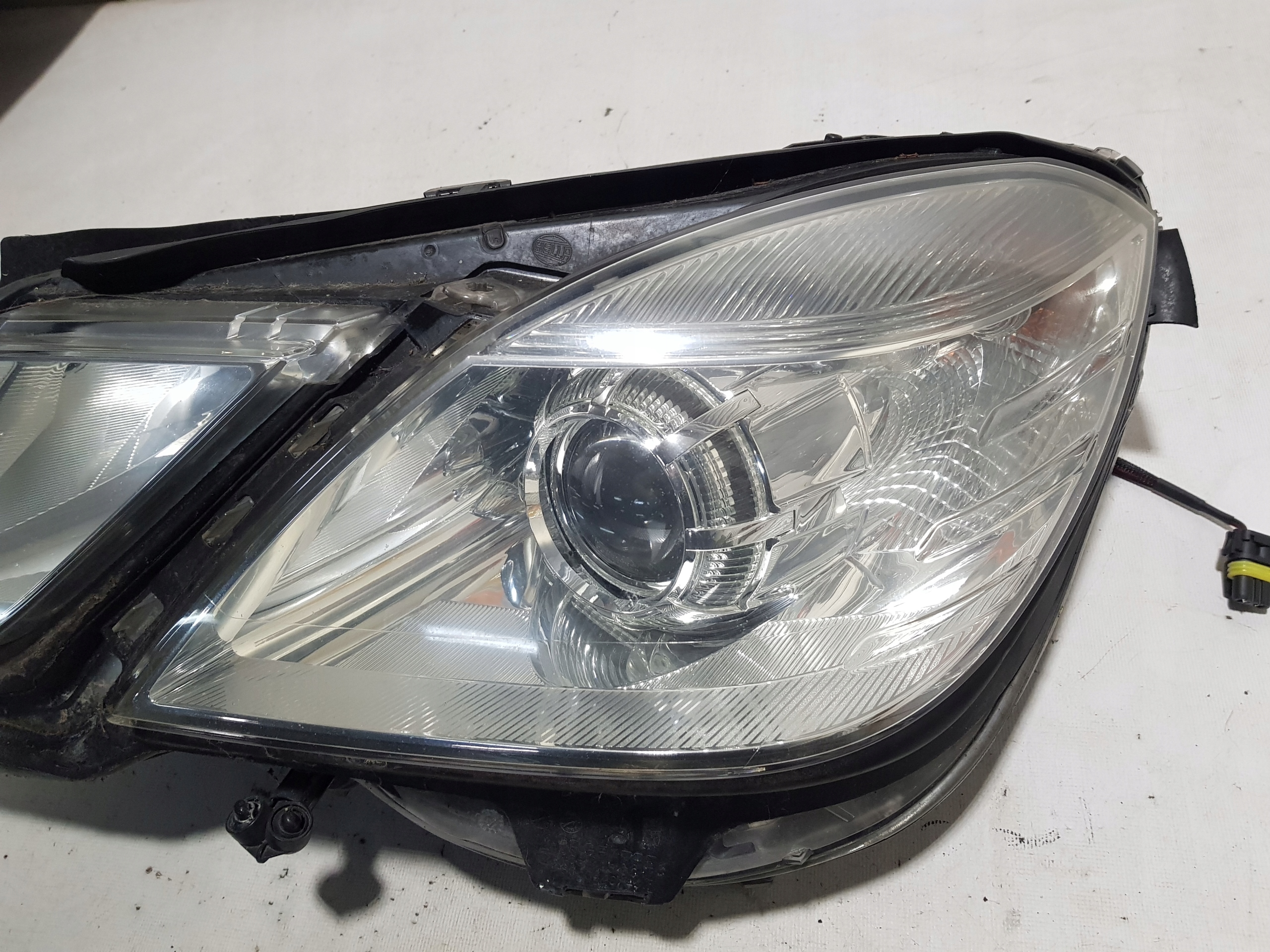 MERCEDES W212 light H7 left front UK