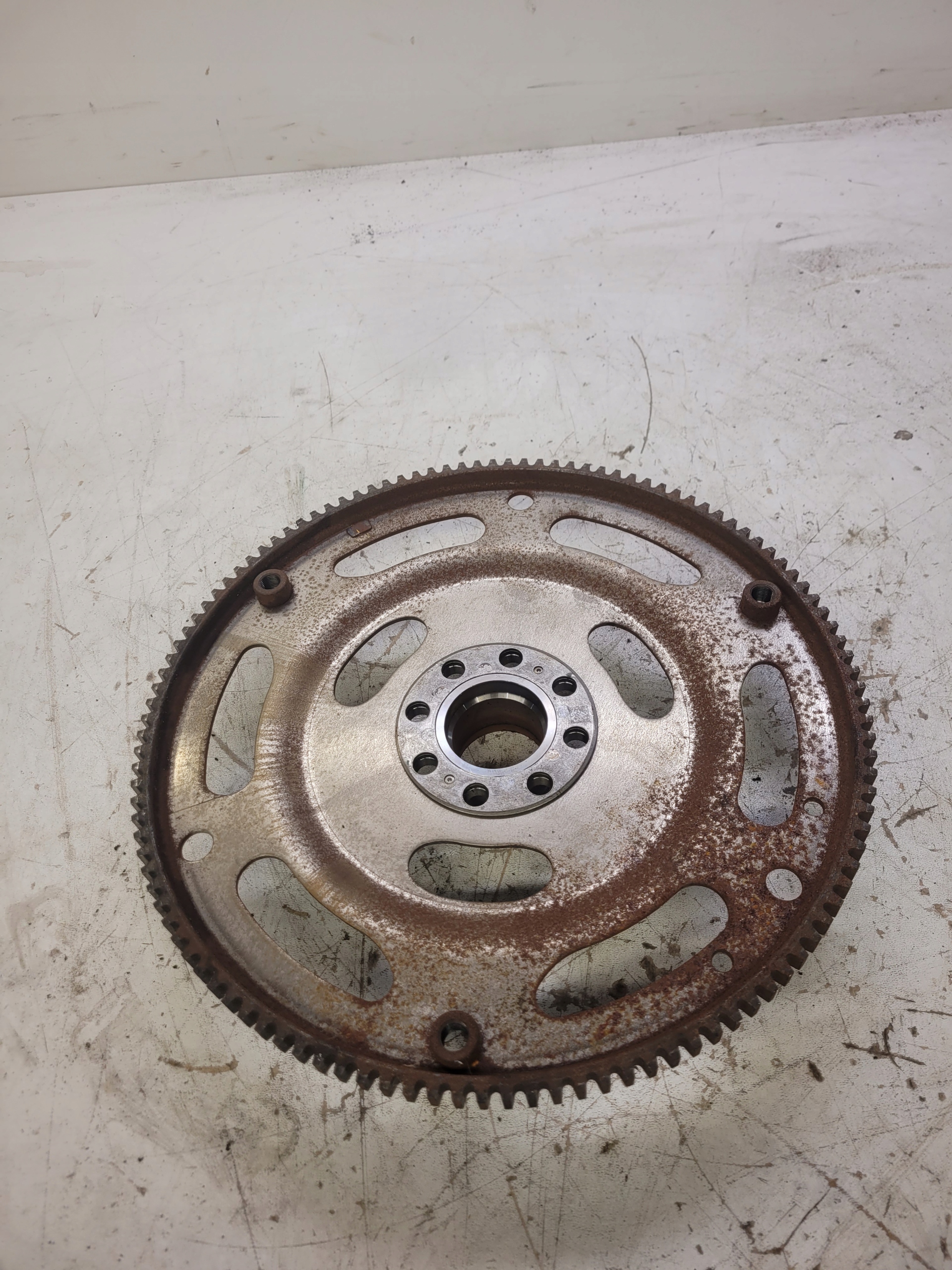 wheel flywheel AUDI A4 B9 A5 2.0 TDI 06H105323AE